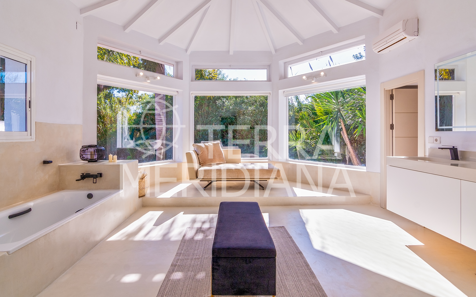 Villa in Kings & Queens, Sotogrande