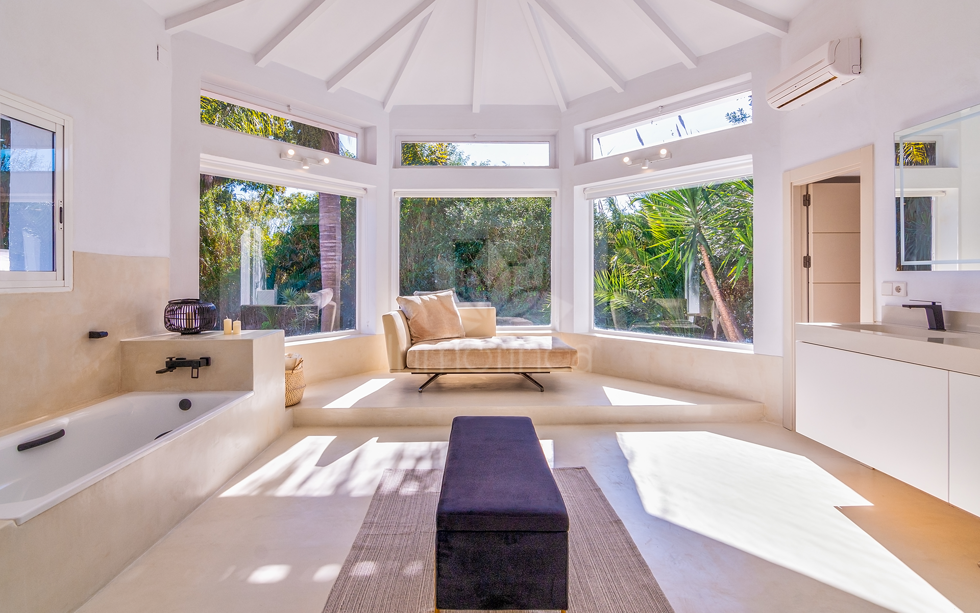 Villa in Kings & Queens, Sotogrande