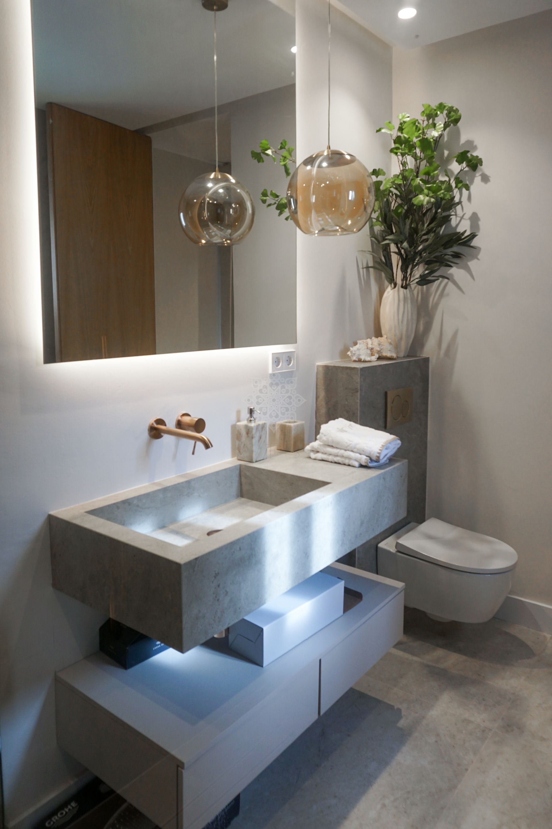 Duplex Penthouse in Aloha Gardens, Marbella