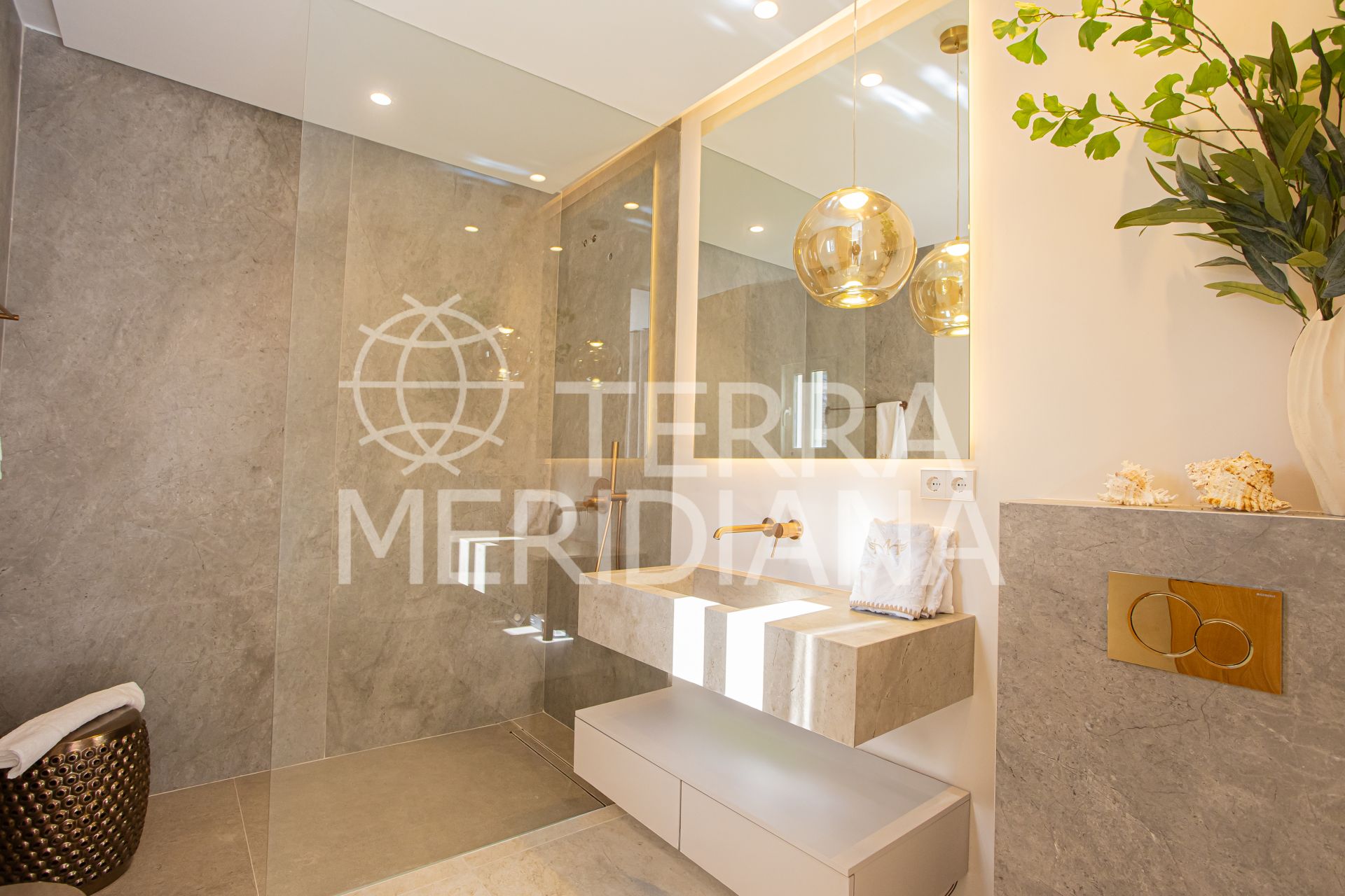 Duplex Penthouse in Aloha Gardens, Marbella