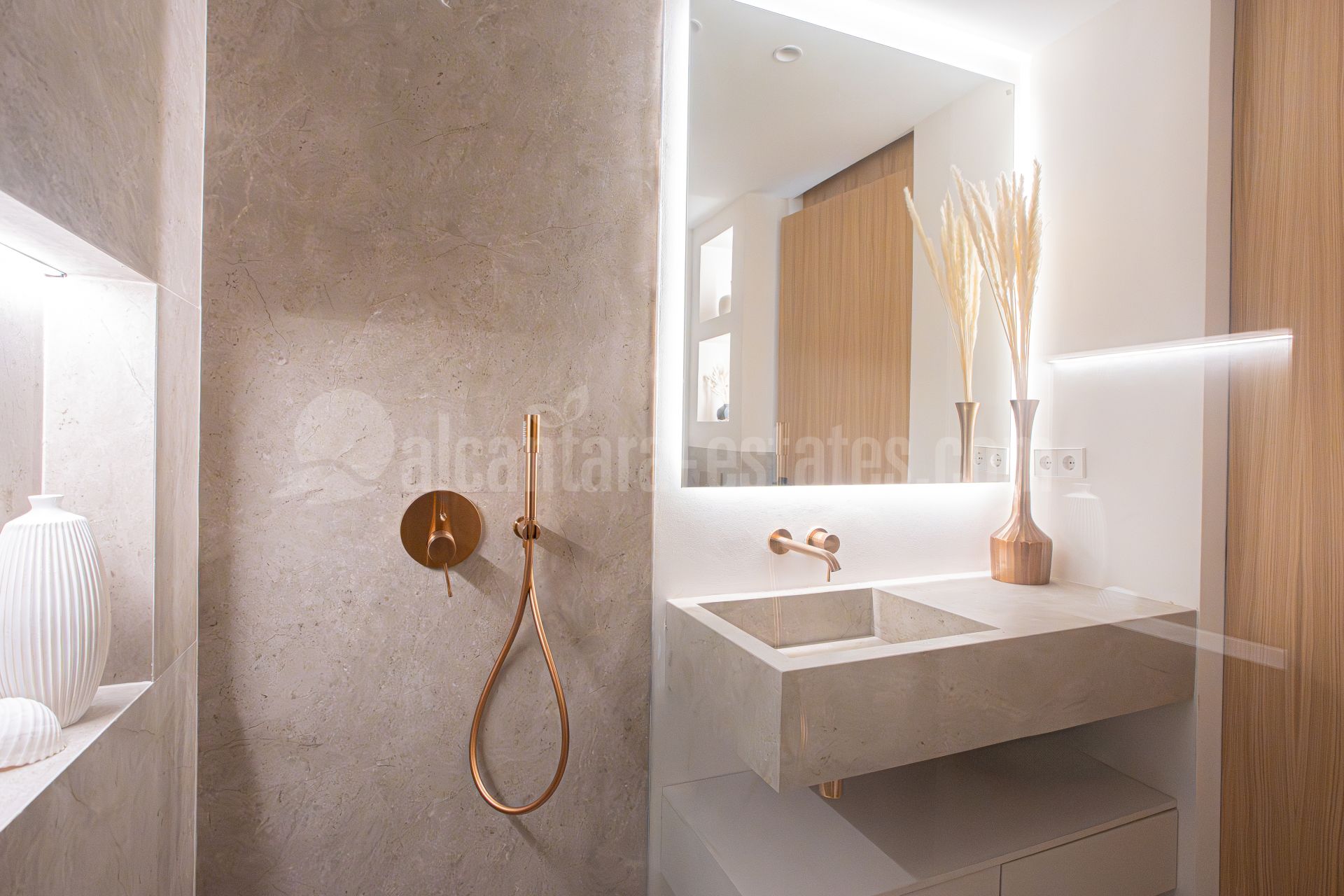 Duplex Penthouse in Aloha Gardens, Marbella