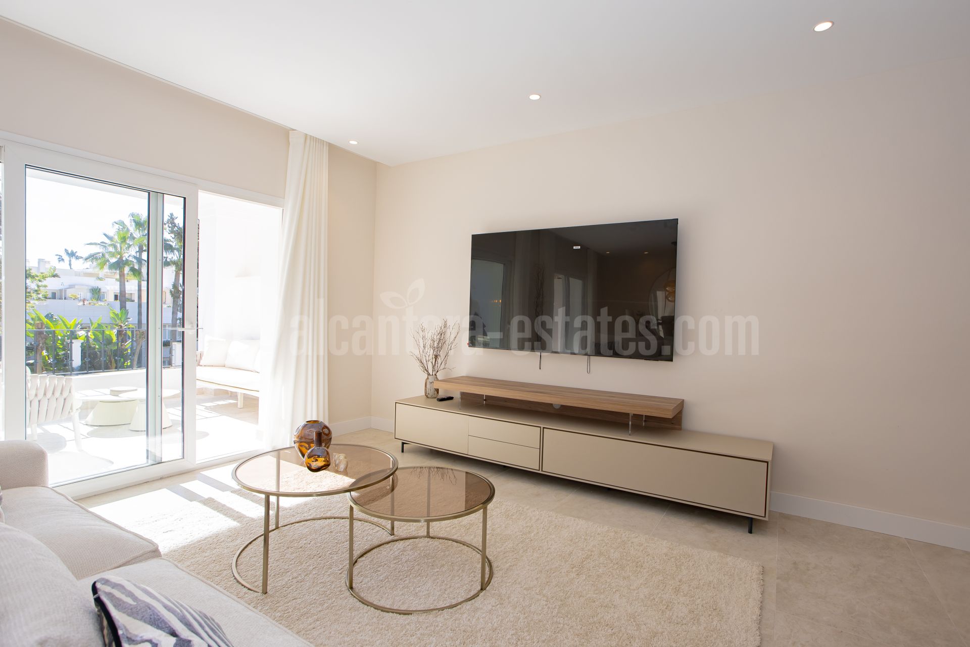 Duplex Penthouse in Aloha Gardens, Marbella