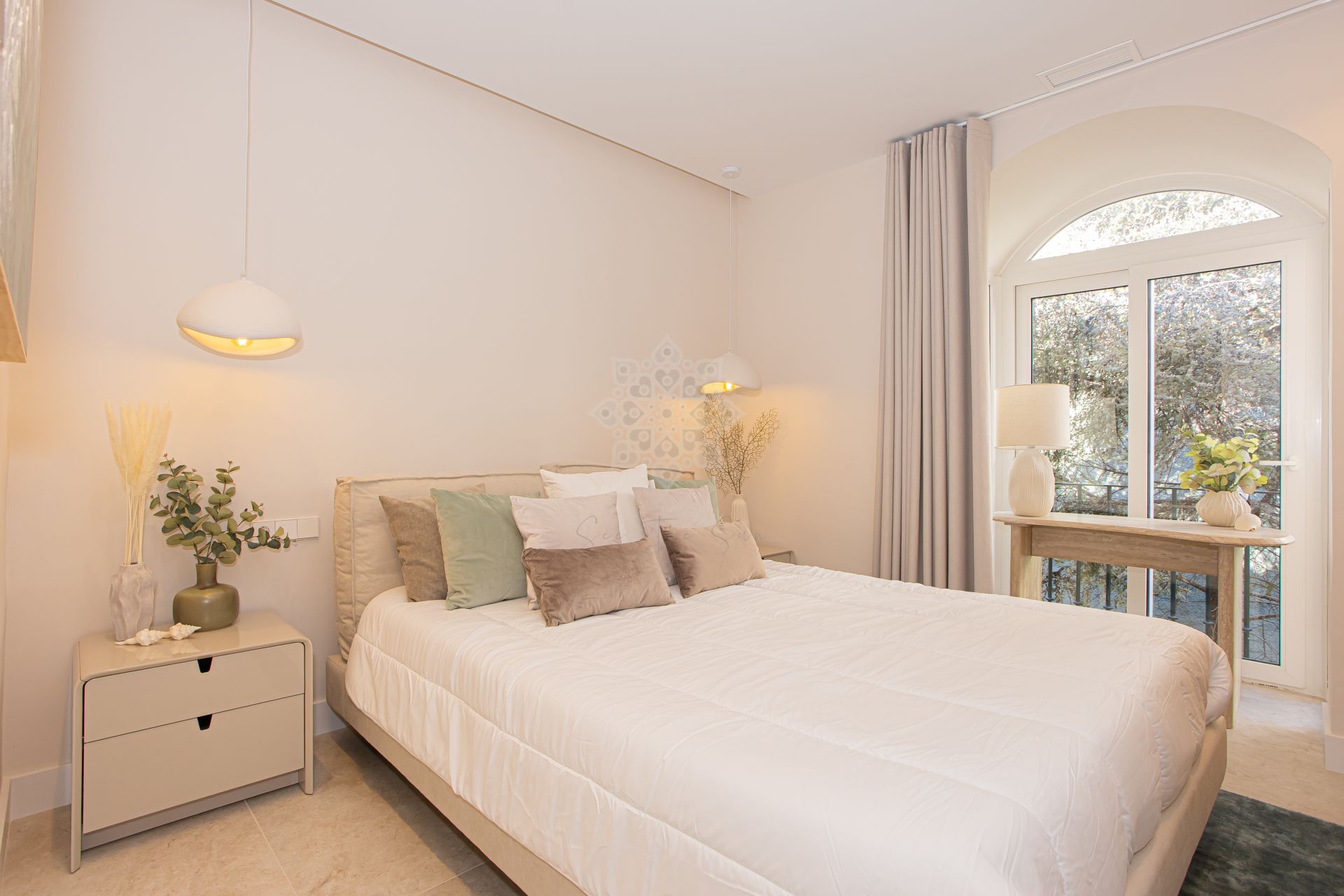 Duplex Penthouse in Aloha Gardens, Marbella