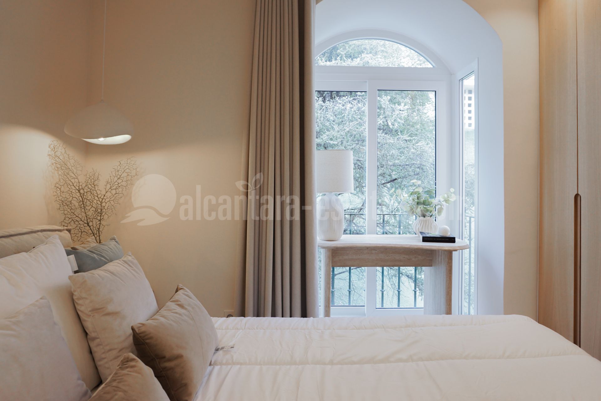 Duplex Penthouse in Aloha Gardens, Marbella