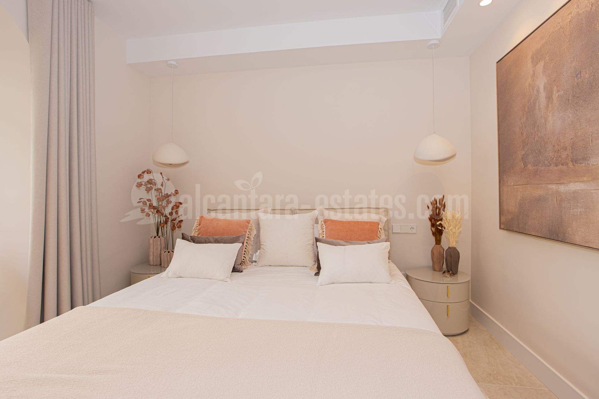 Duplex Penthouse in Aloha Gardens, Marbella