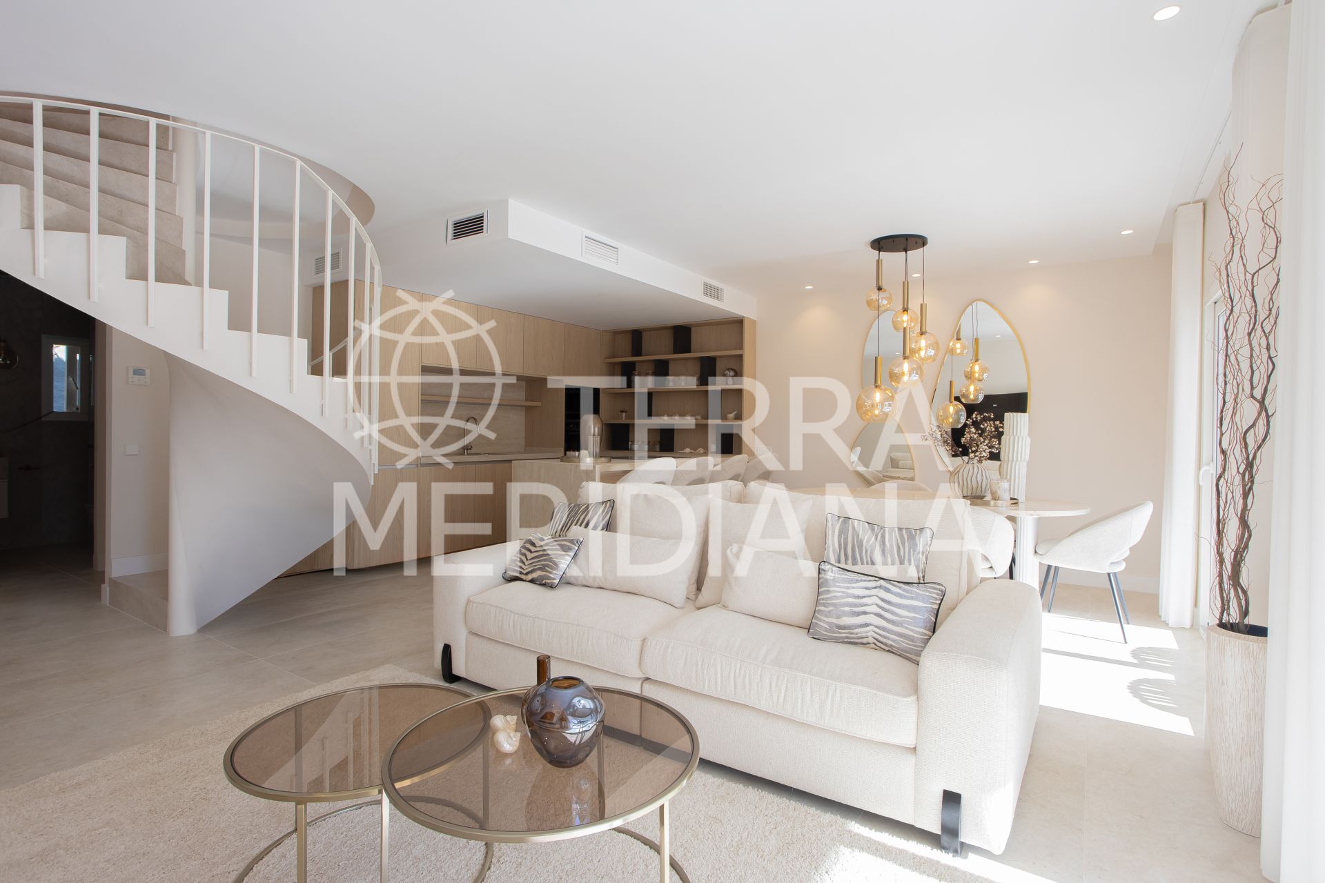 Duplex Penthouse in Aloha Gardens, Marbella