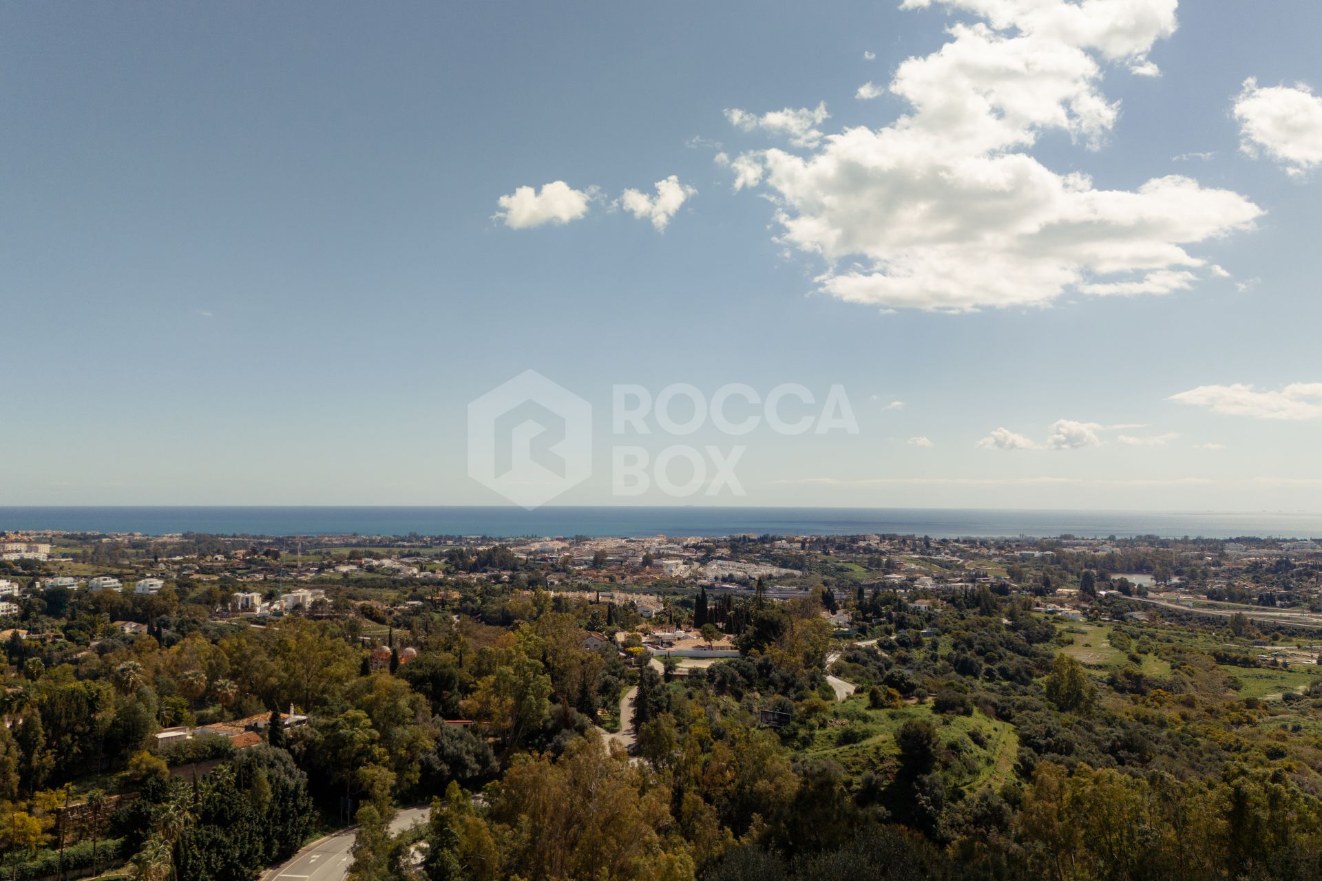 Duplex apartment with panoramic sea views in Monte Halcones