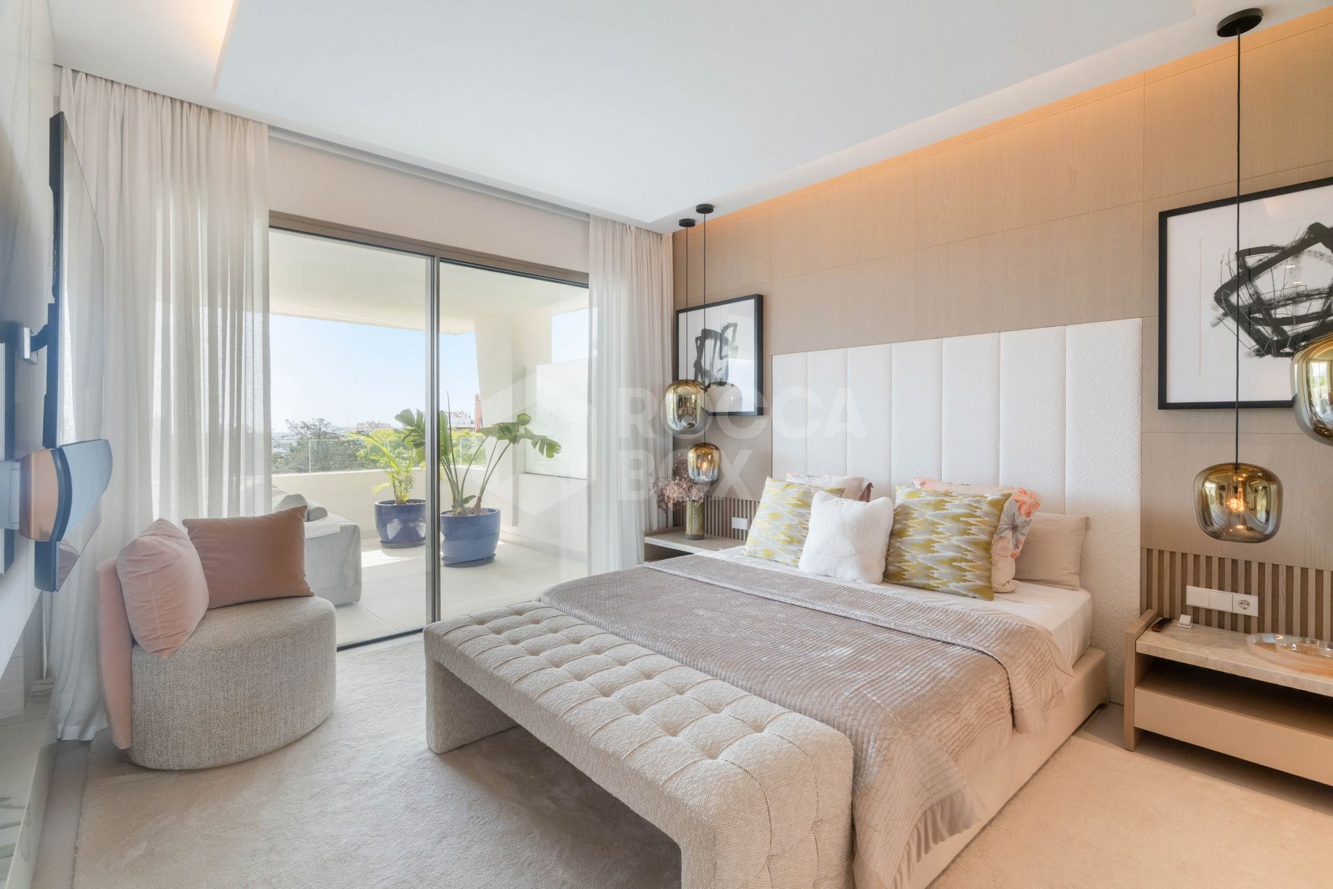 Contemporary villa in Nueva Andalucia