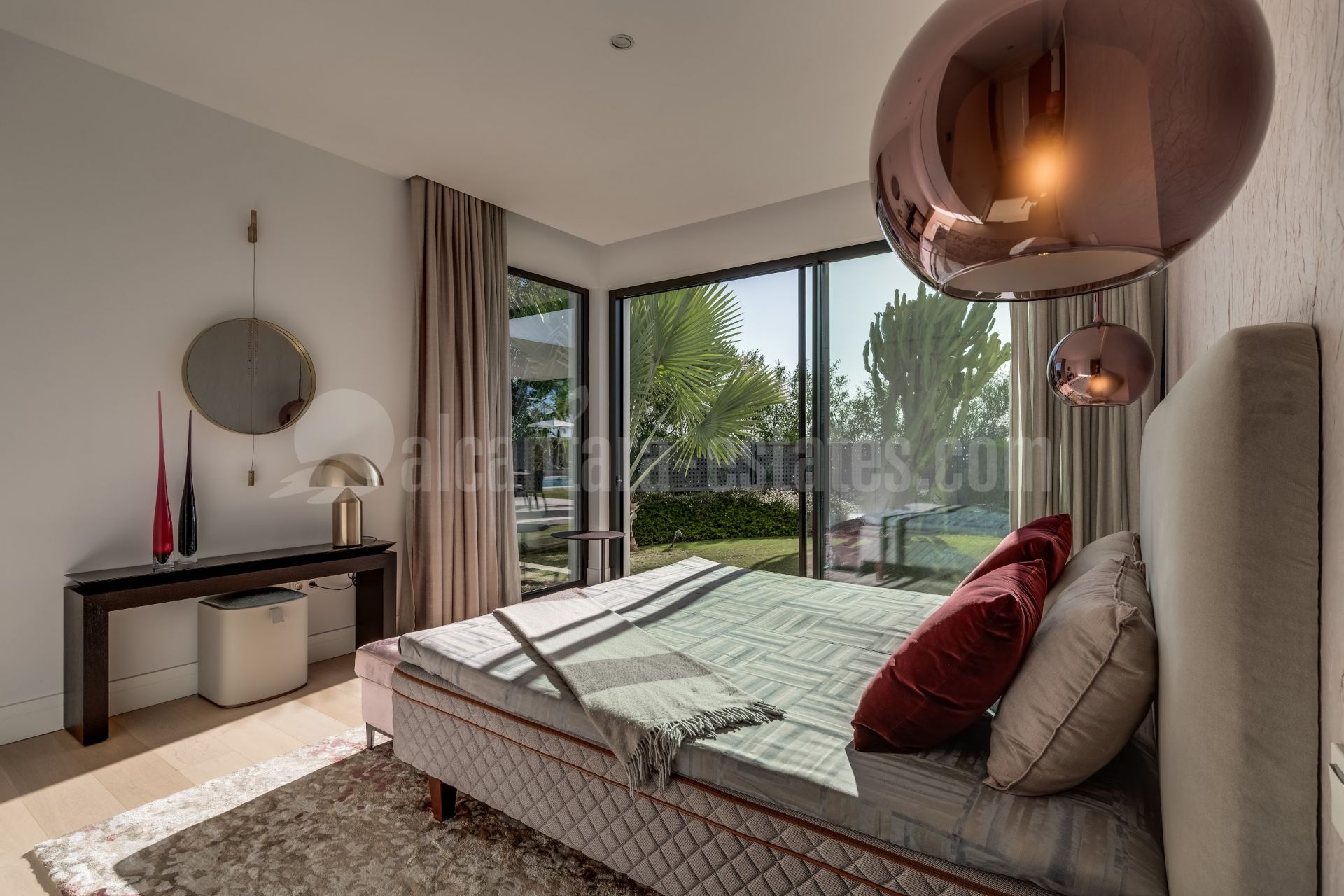 Villa in Las Lomas del Marbella Club, Marbella