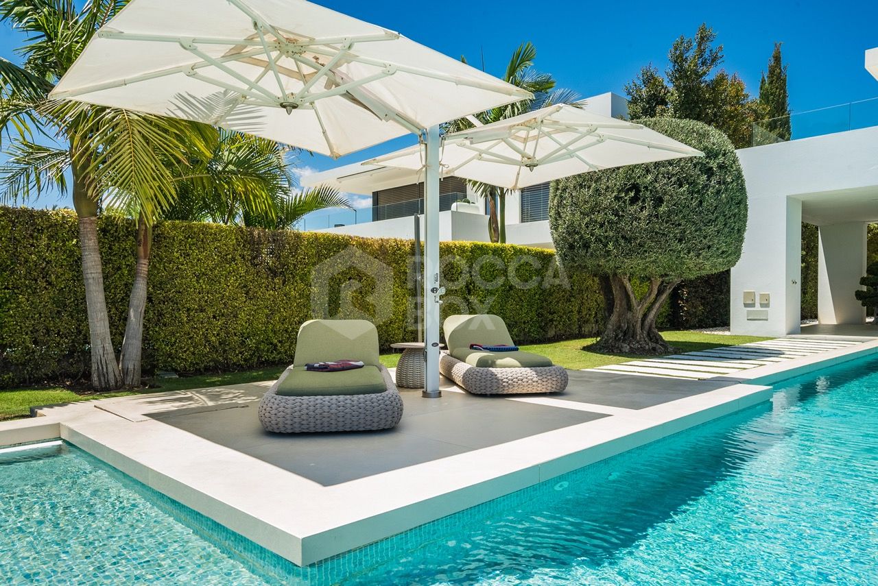 Masterpiece with Magical Sea Views in Marbella’s Prestigious Golden Mile