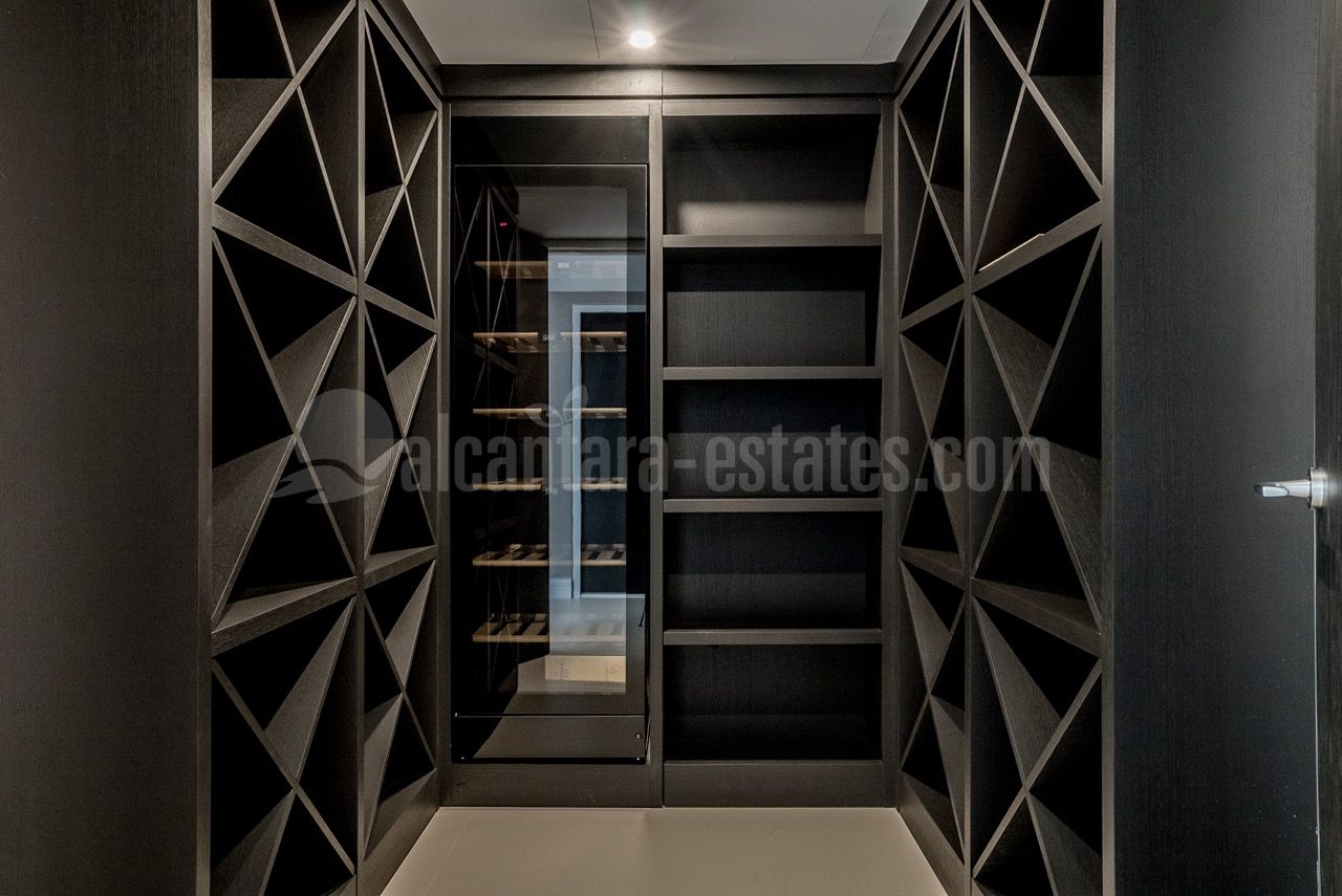 Villa in Las Lomas del Marbella Club, Marbella