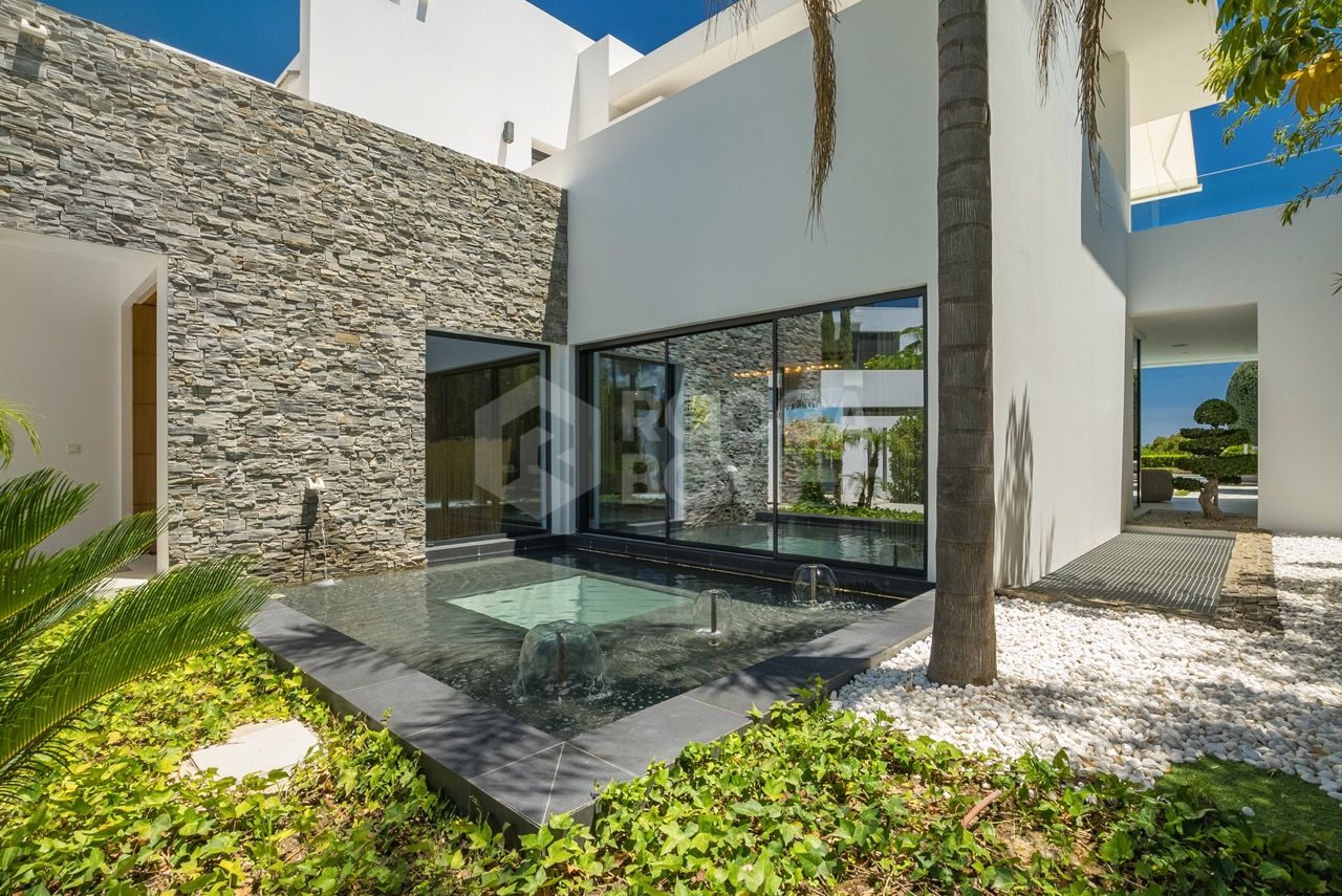 Masterpiece with Magical Sea Views in Marbella’s Prestigious Golden Mile