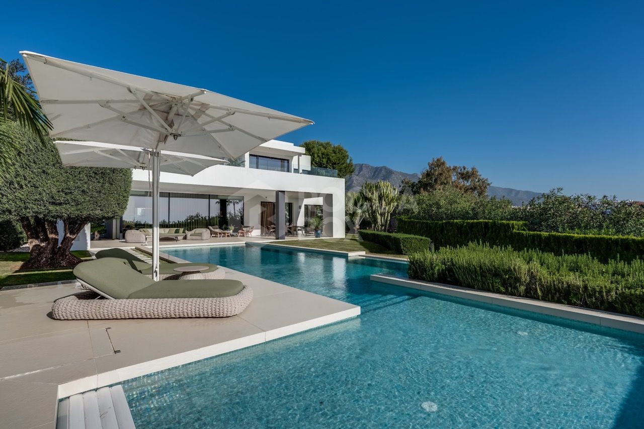 Masterpiece with Magical Sea Views in Marbella’s Prestigious Golden Mile