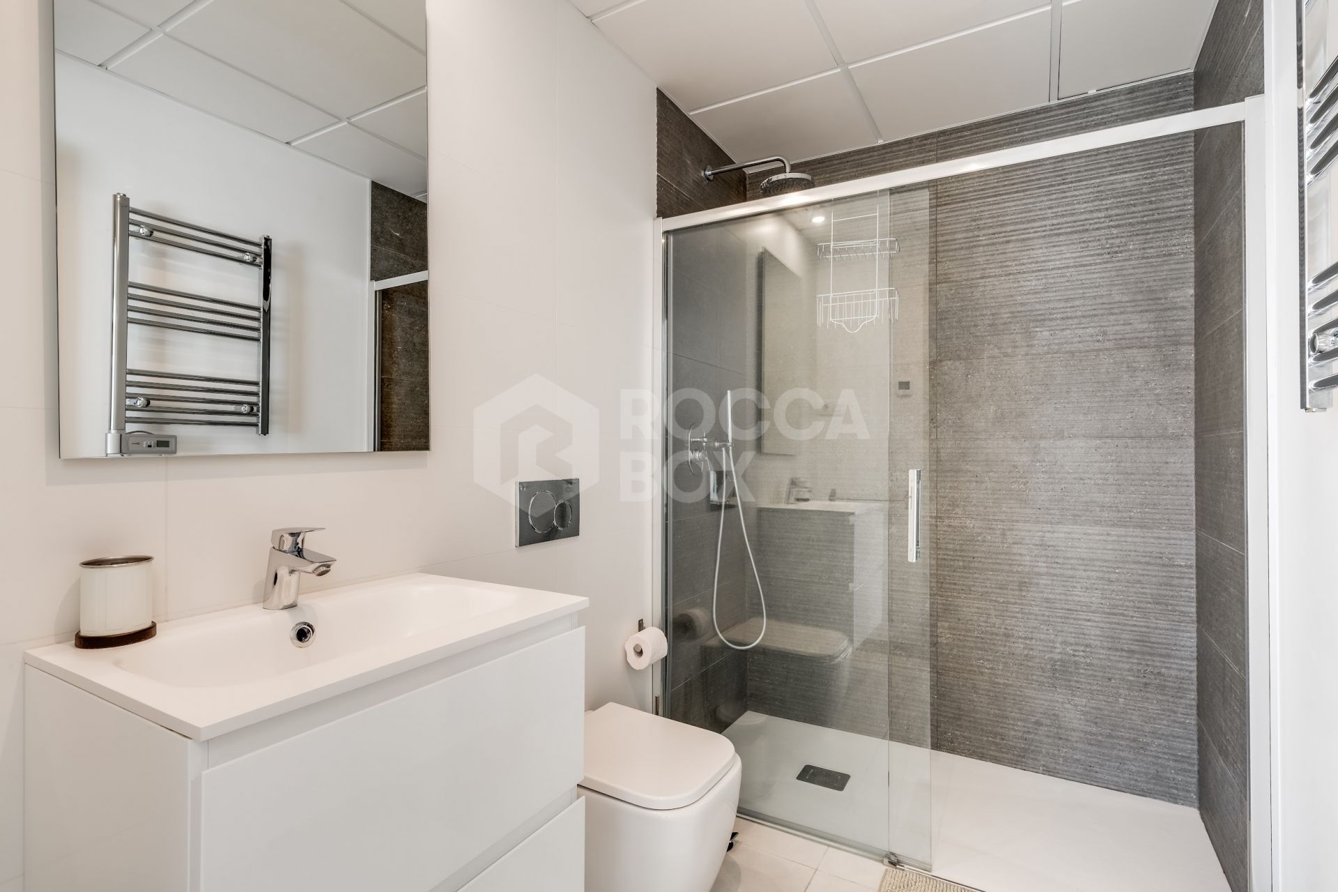 Modern and spacious Townhouse with amazing views located in New Golden Mile.