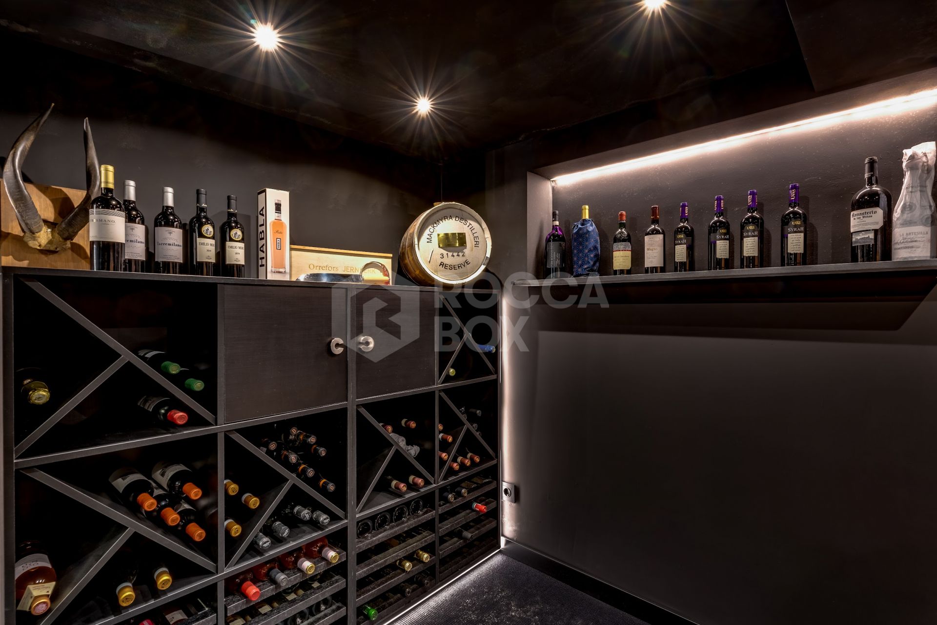 Luxury villa close to amenities