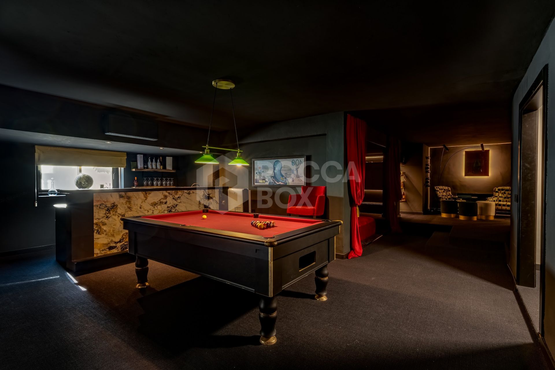 Luxury villa close to amenities