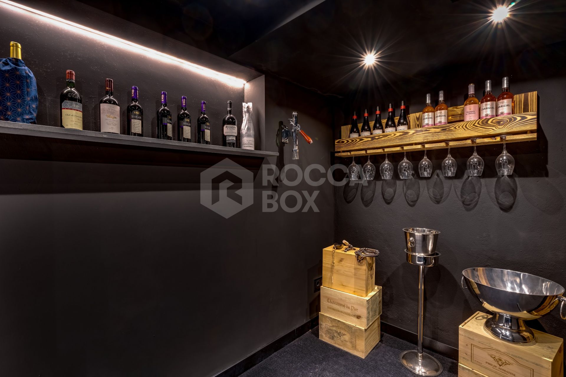 Luxury villa close to amenities