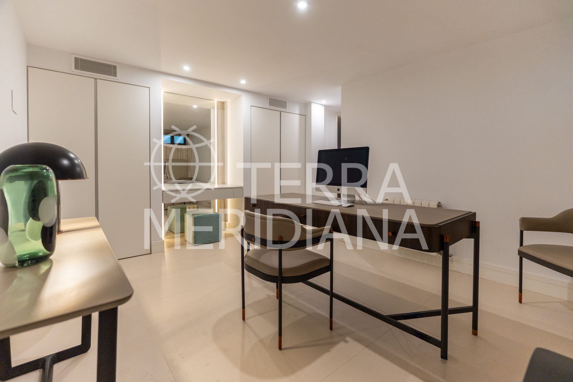 Villa in Las Lomas del Marbella Club, Marbella