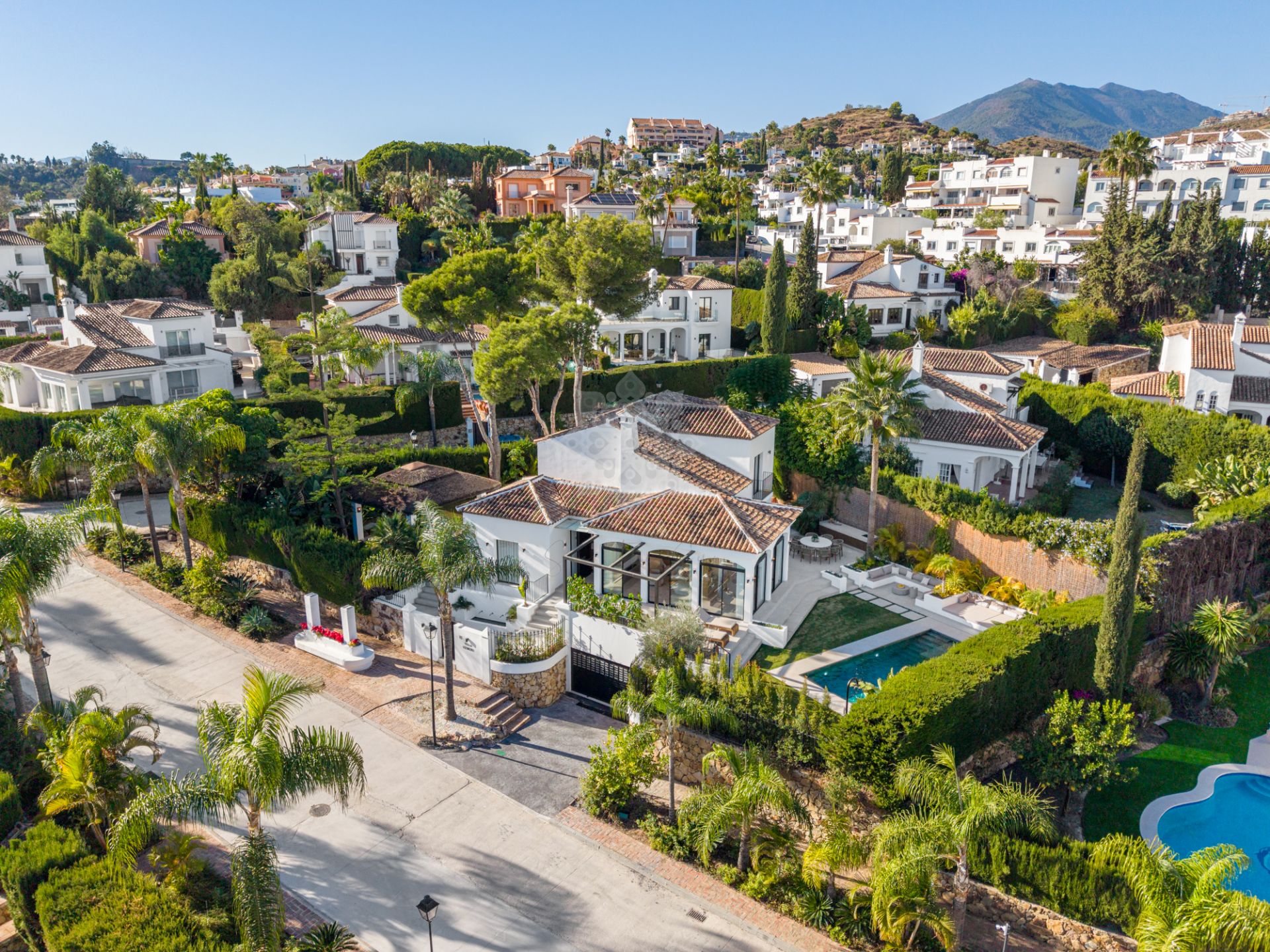Villa in Nueva Andalucia, Marbella