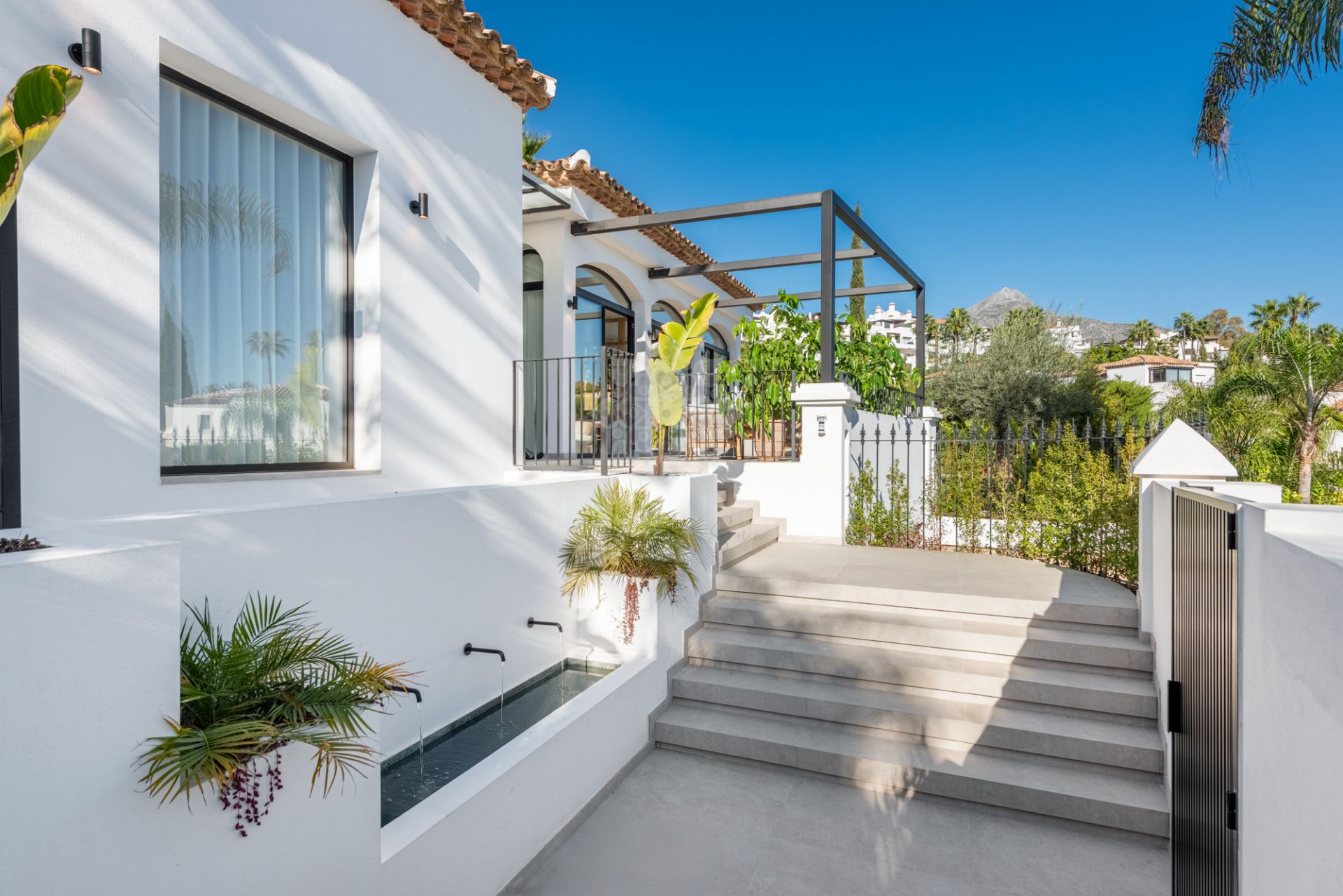 Villa in Nueva Andalucia, Marbella