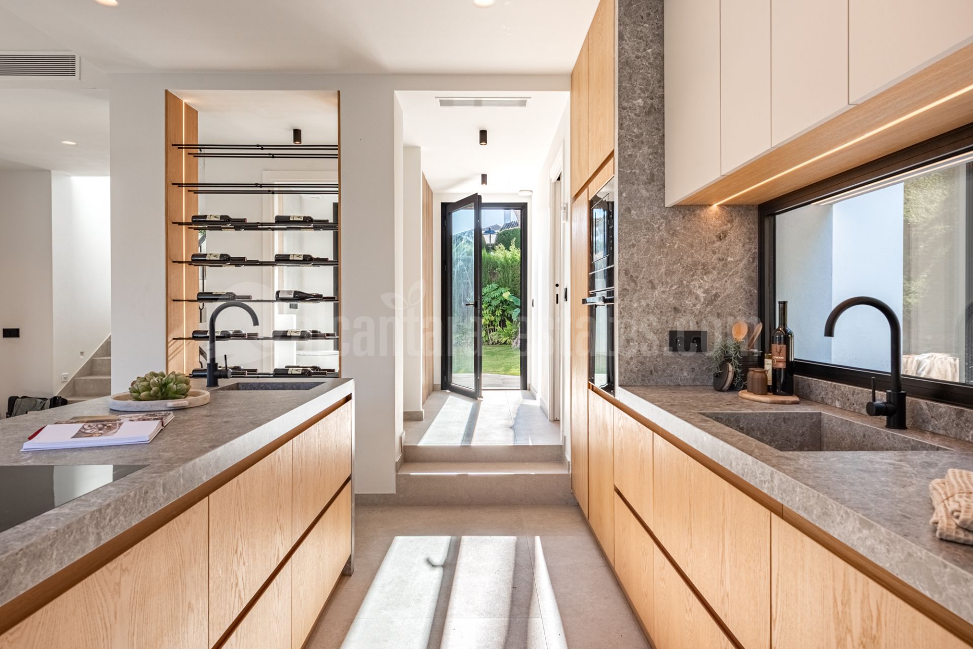 Villa in Nueva Andalucia, Marbella