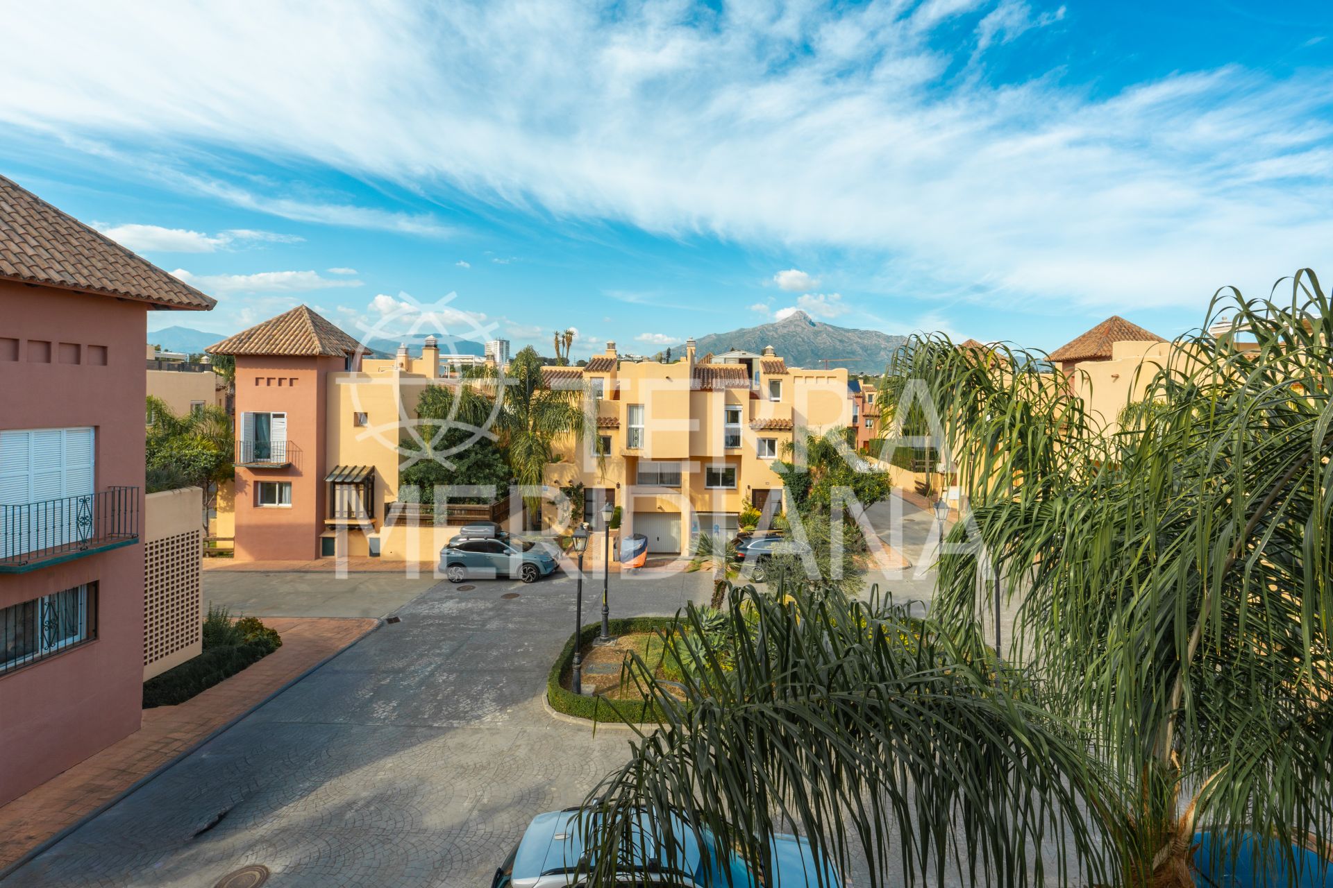 Town House in Condes de Iza, Marbella
