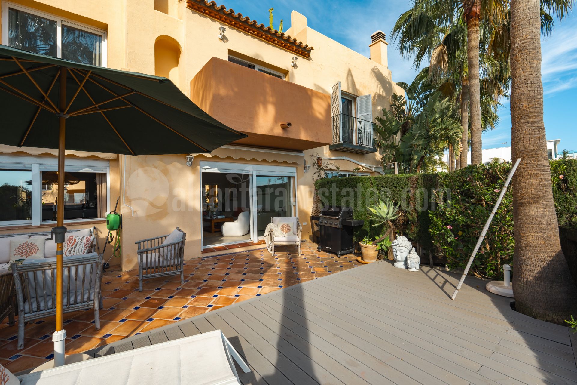 Town House in Condes de Iza, Marbella