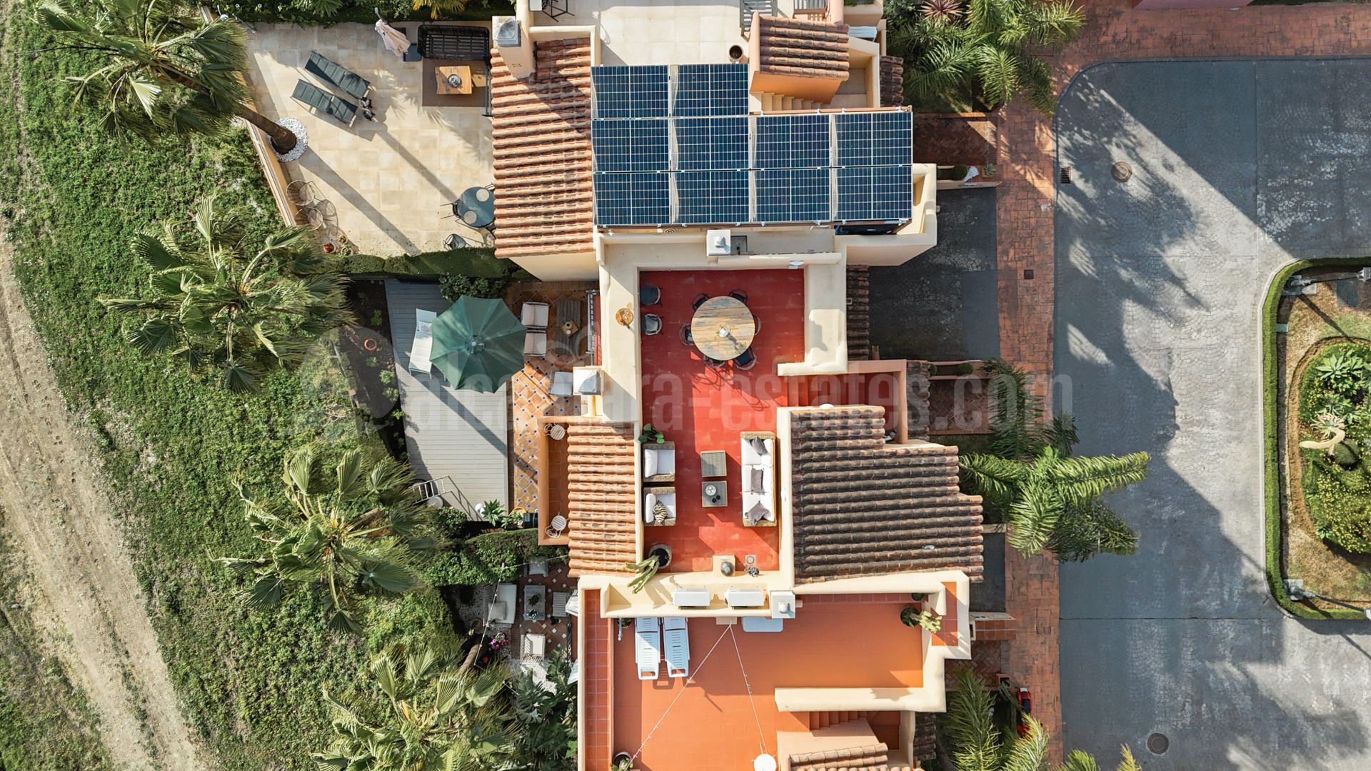 Town House in Condes de Iza, Marbella