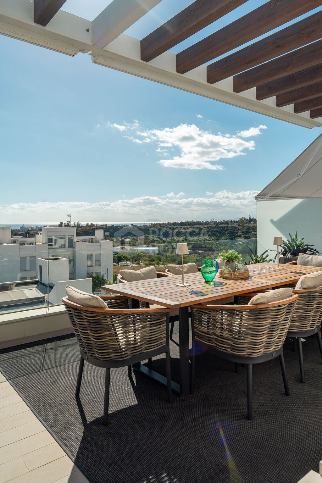 Stunning 3-Bedroom Duplex Penthouse with panoramic views