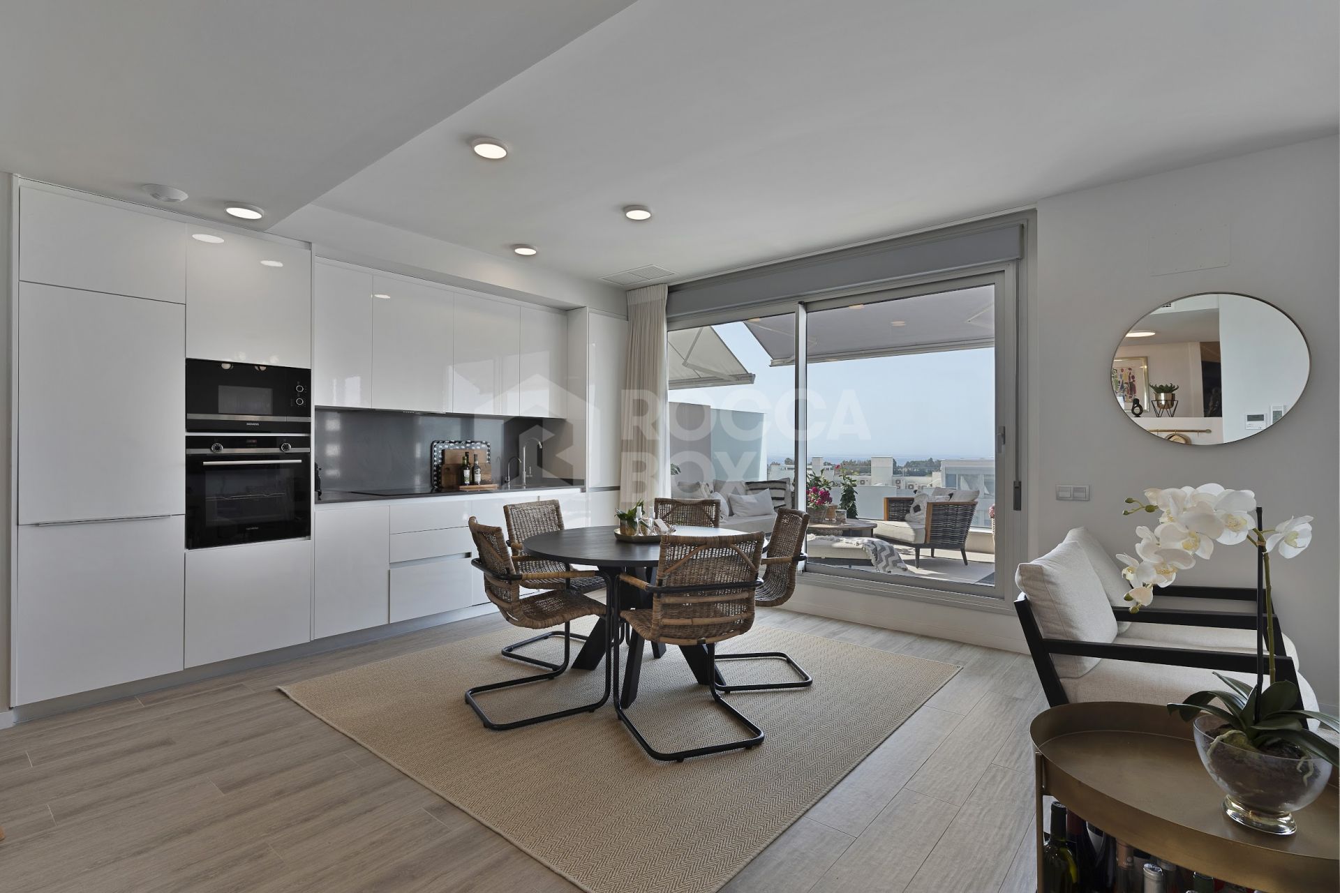 Stunning 3-Bedroom Duplex Penthouse with panoramic views