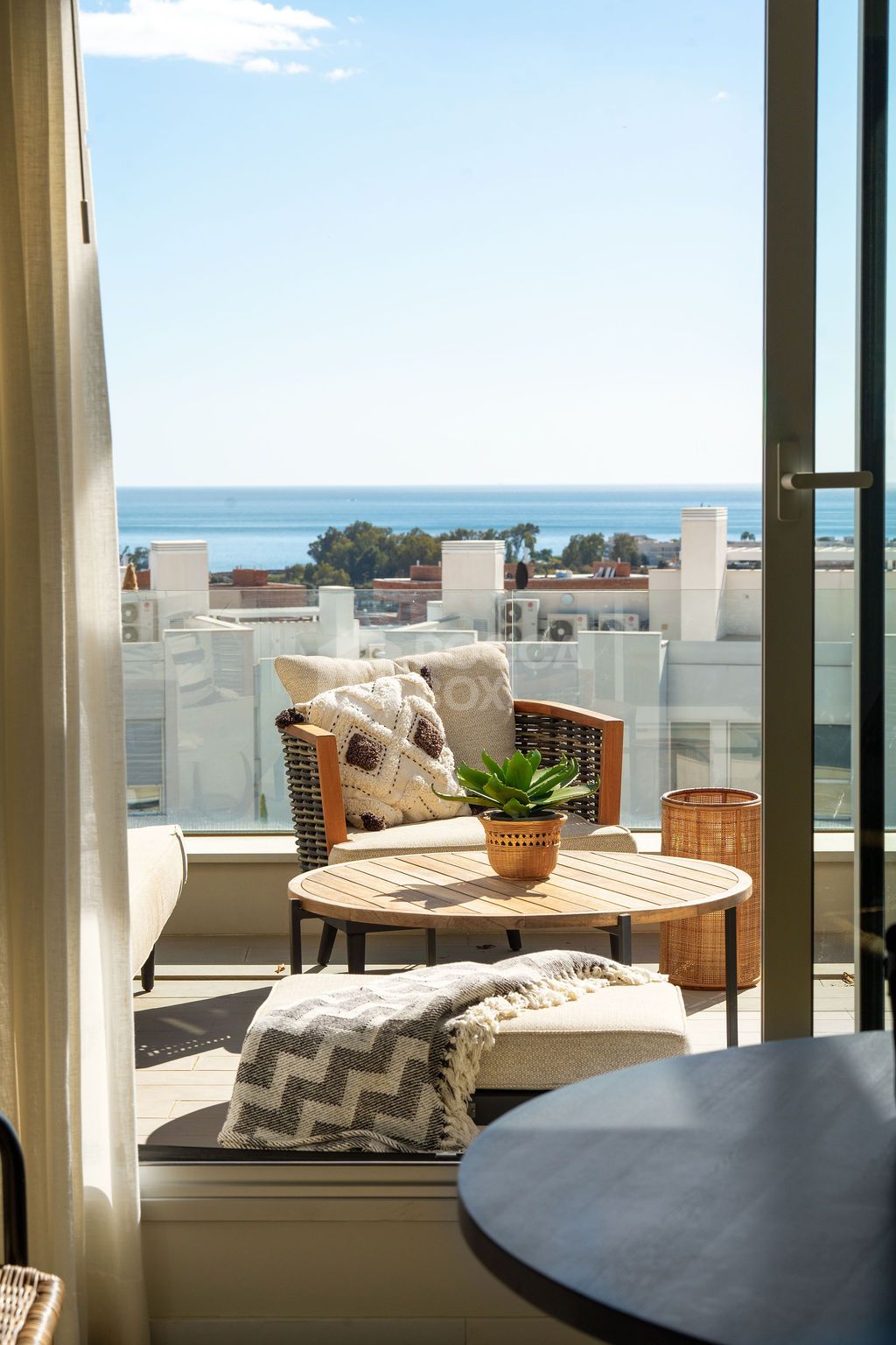 Stunning 3-Bedroom Duplex Penthouse with panoramic views