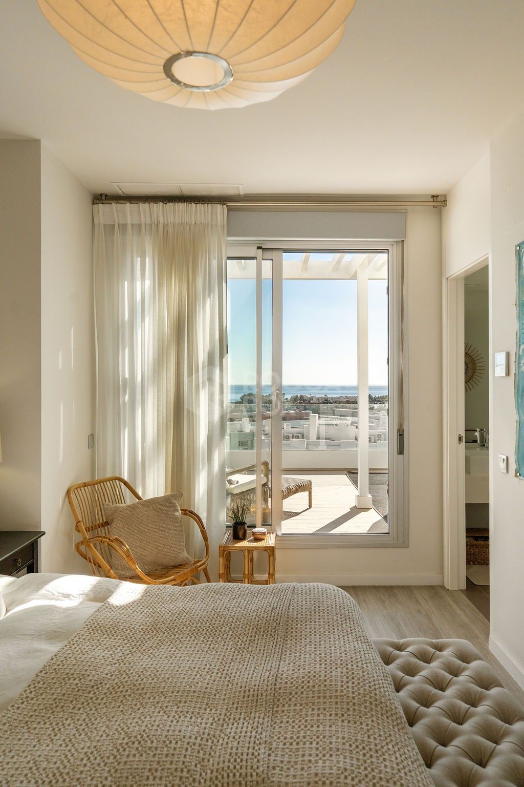 Stunning 3-Bedroom Duplex Penthouse with panoramic views