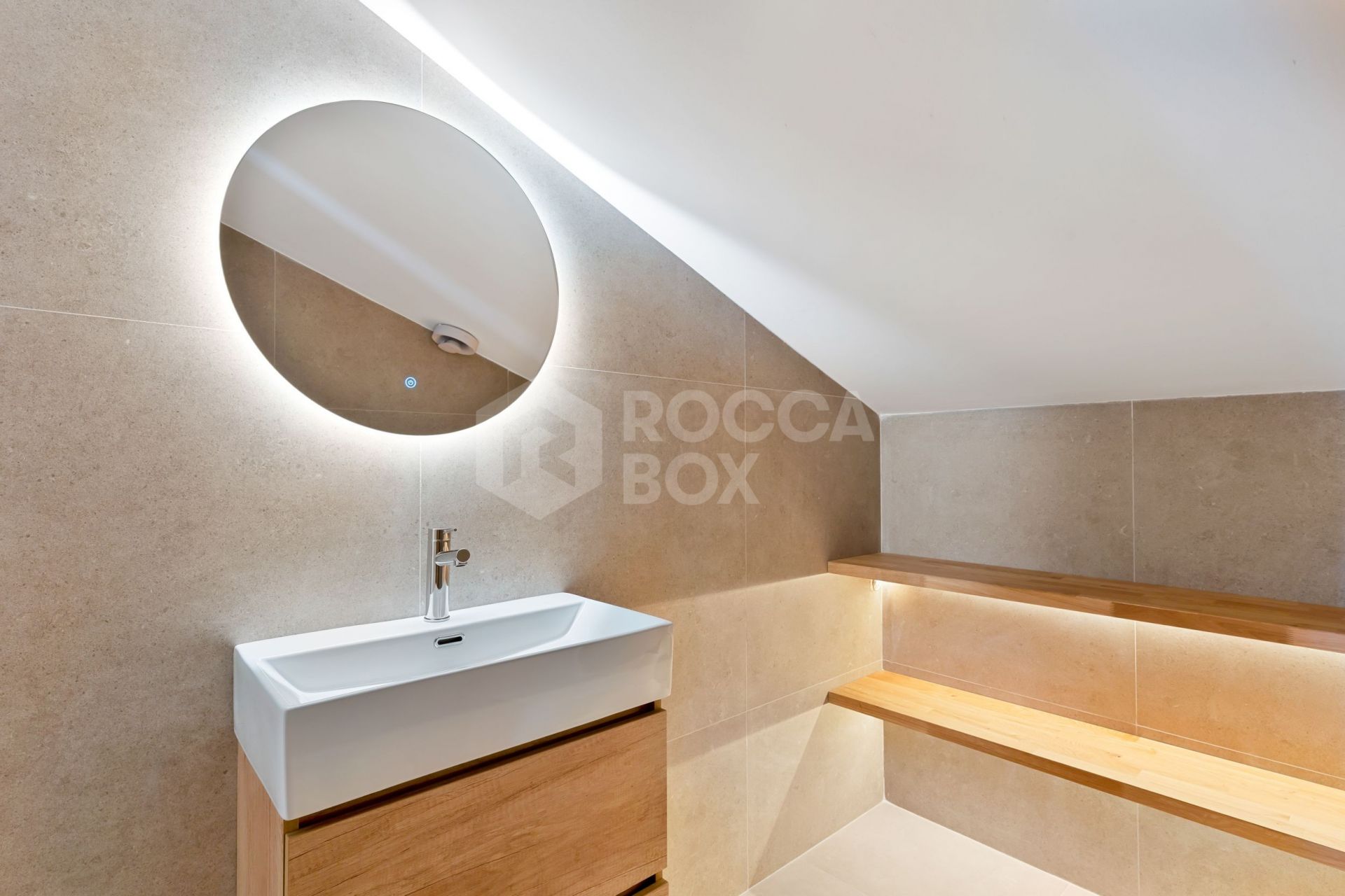 Modern Elegance in the Heart of Nagüeles