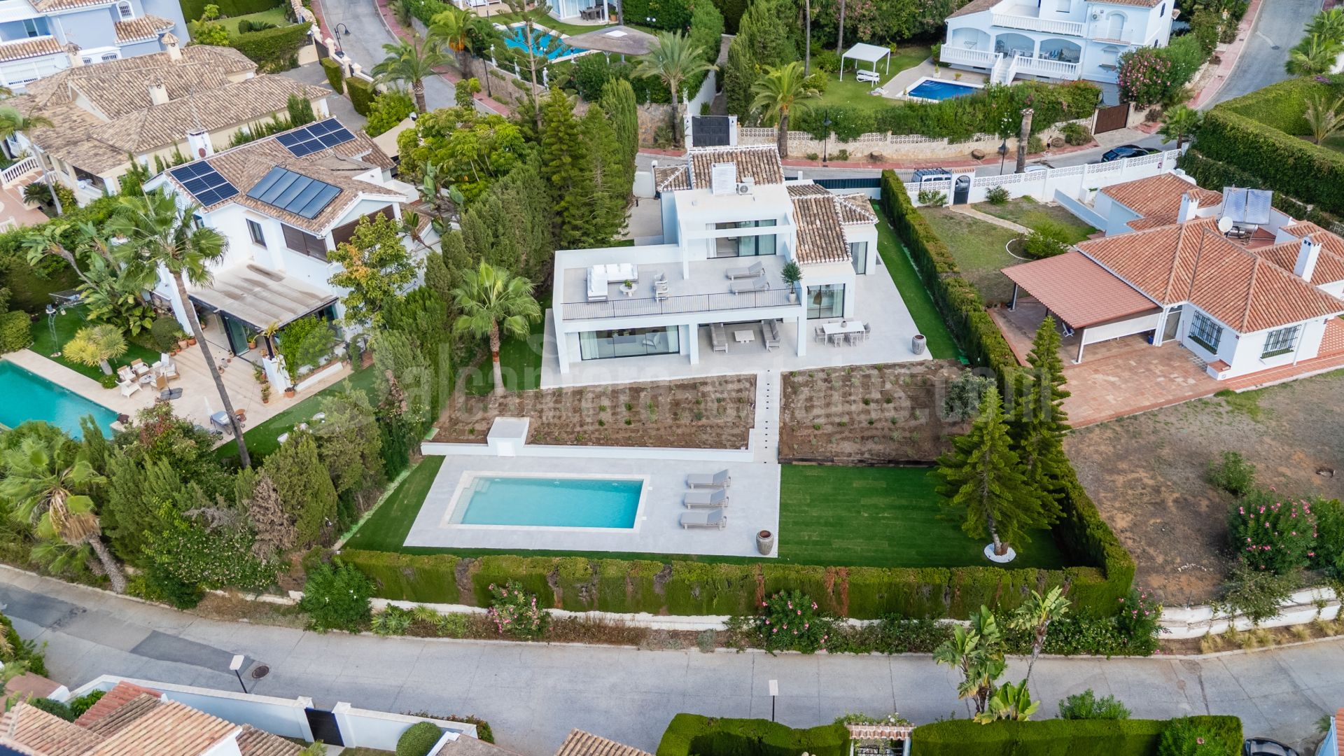 Villa in Elviria, Marbella