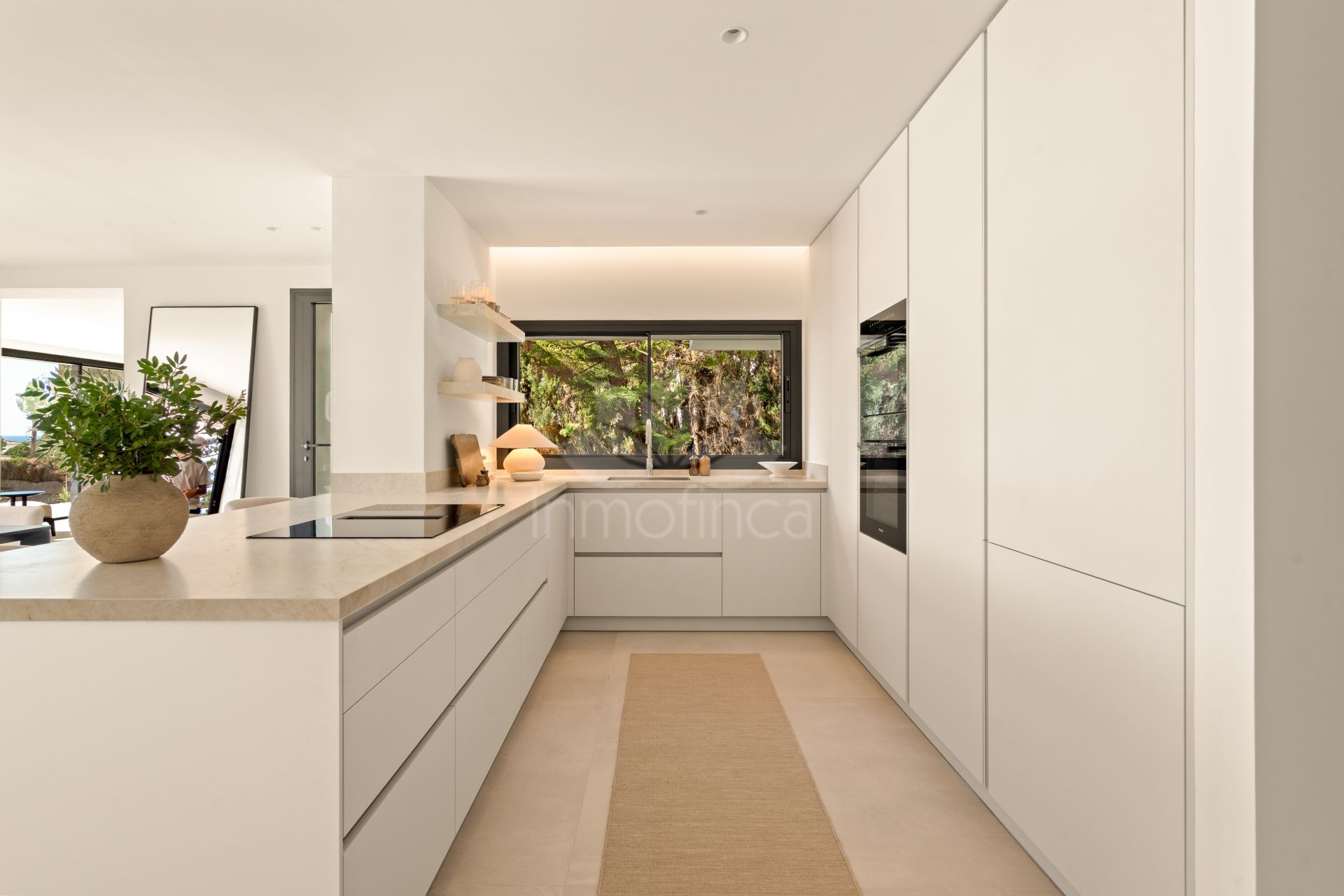 Villa in Elviria, Marbella