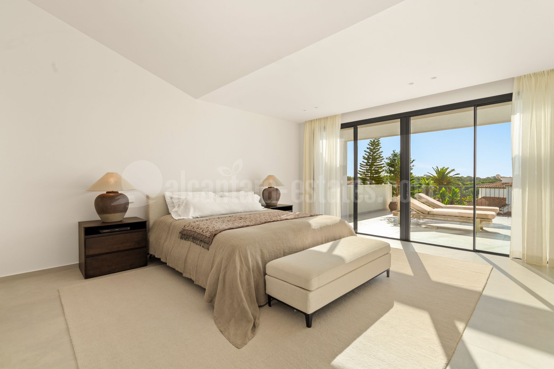Villa in Elviria, Marbella