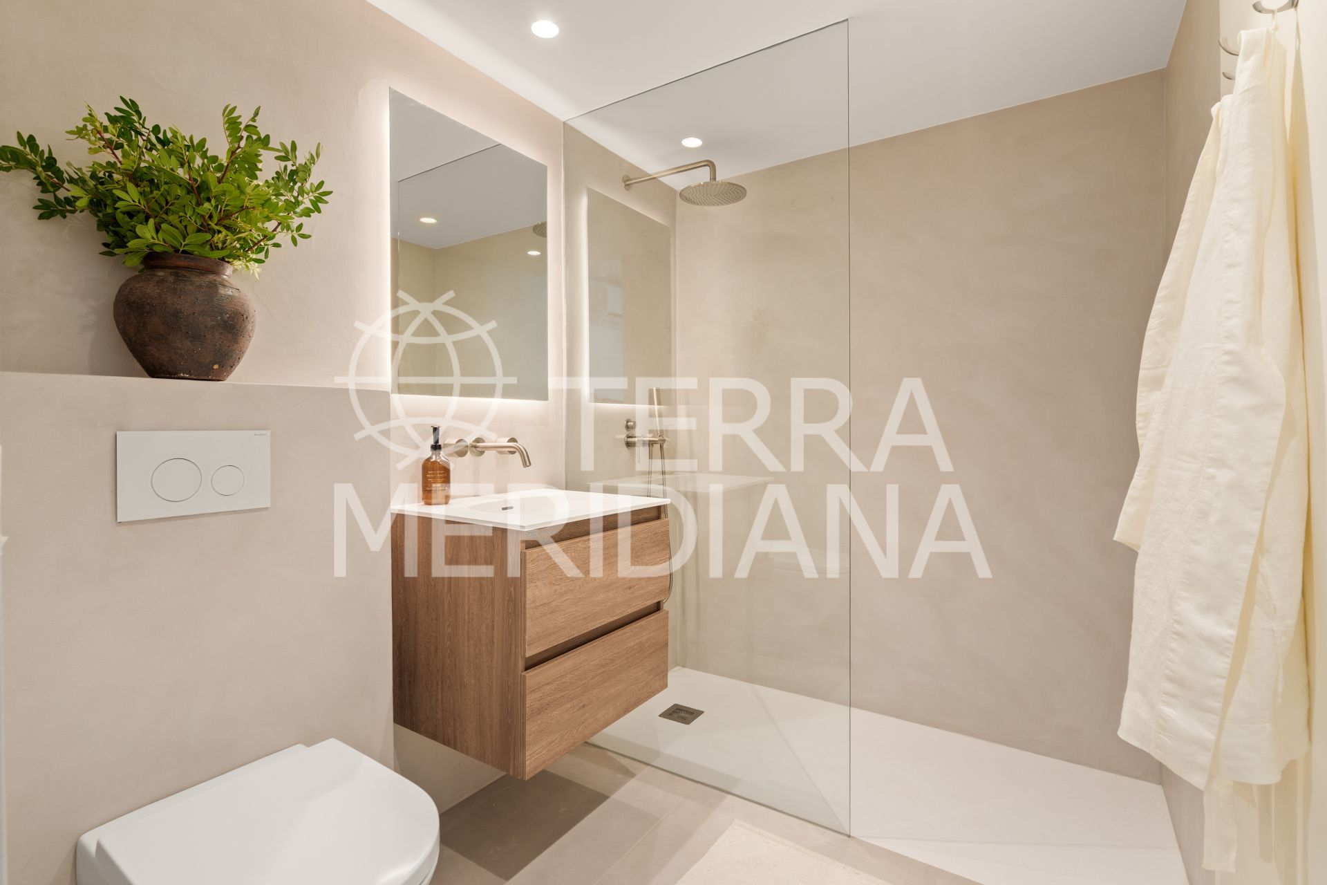 Villa in Elviria, Marbella