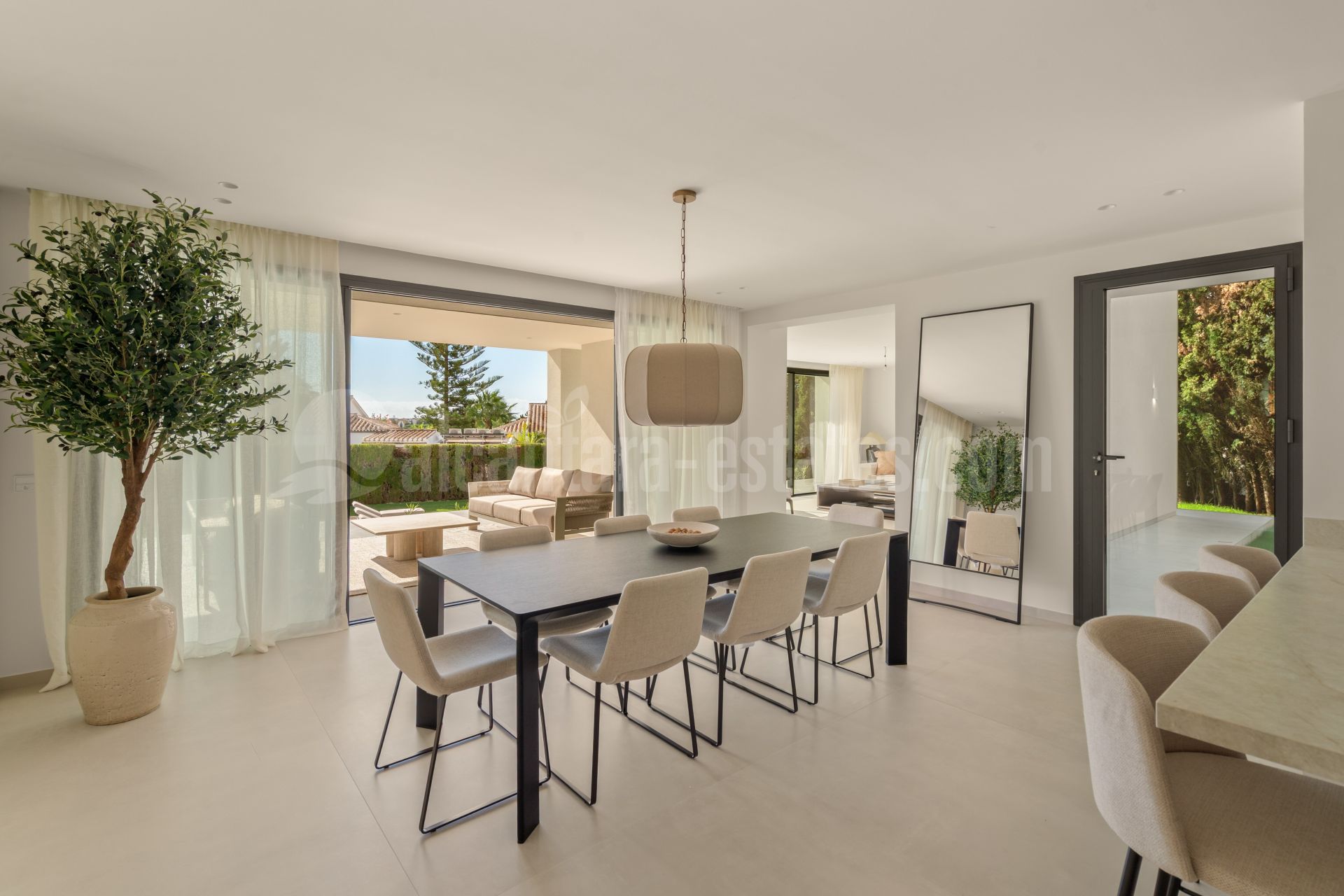 Villa in Elviria, Marbella
