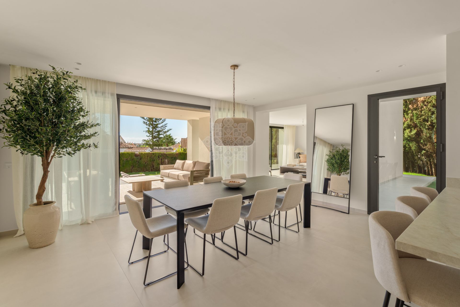 Villa in Elviria, Marbella