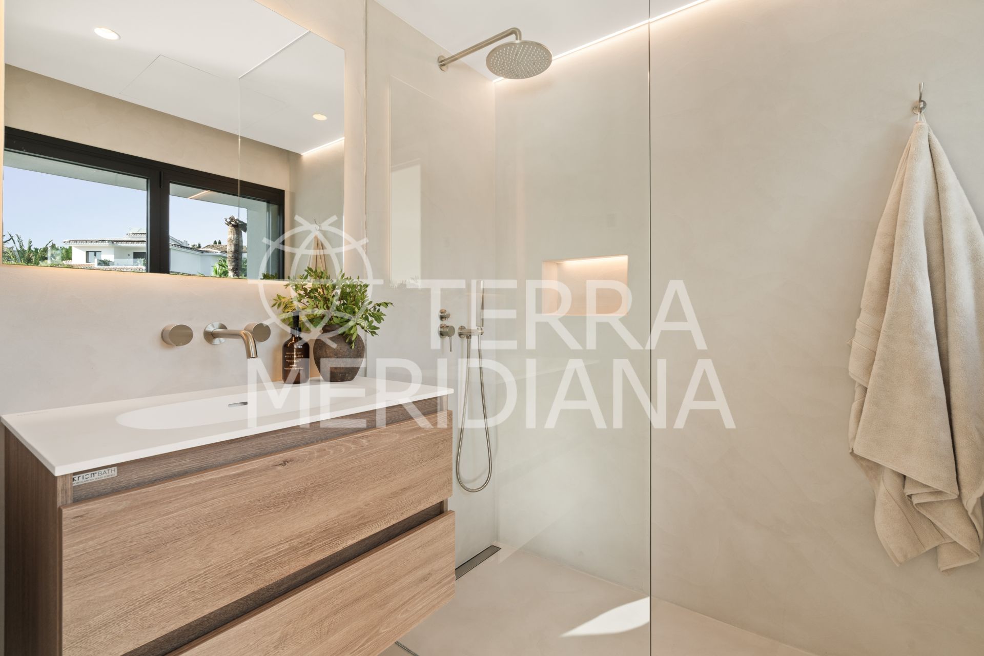 Villa in Elviria, Marbella