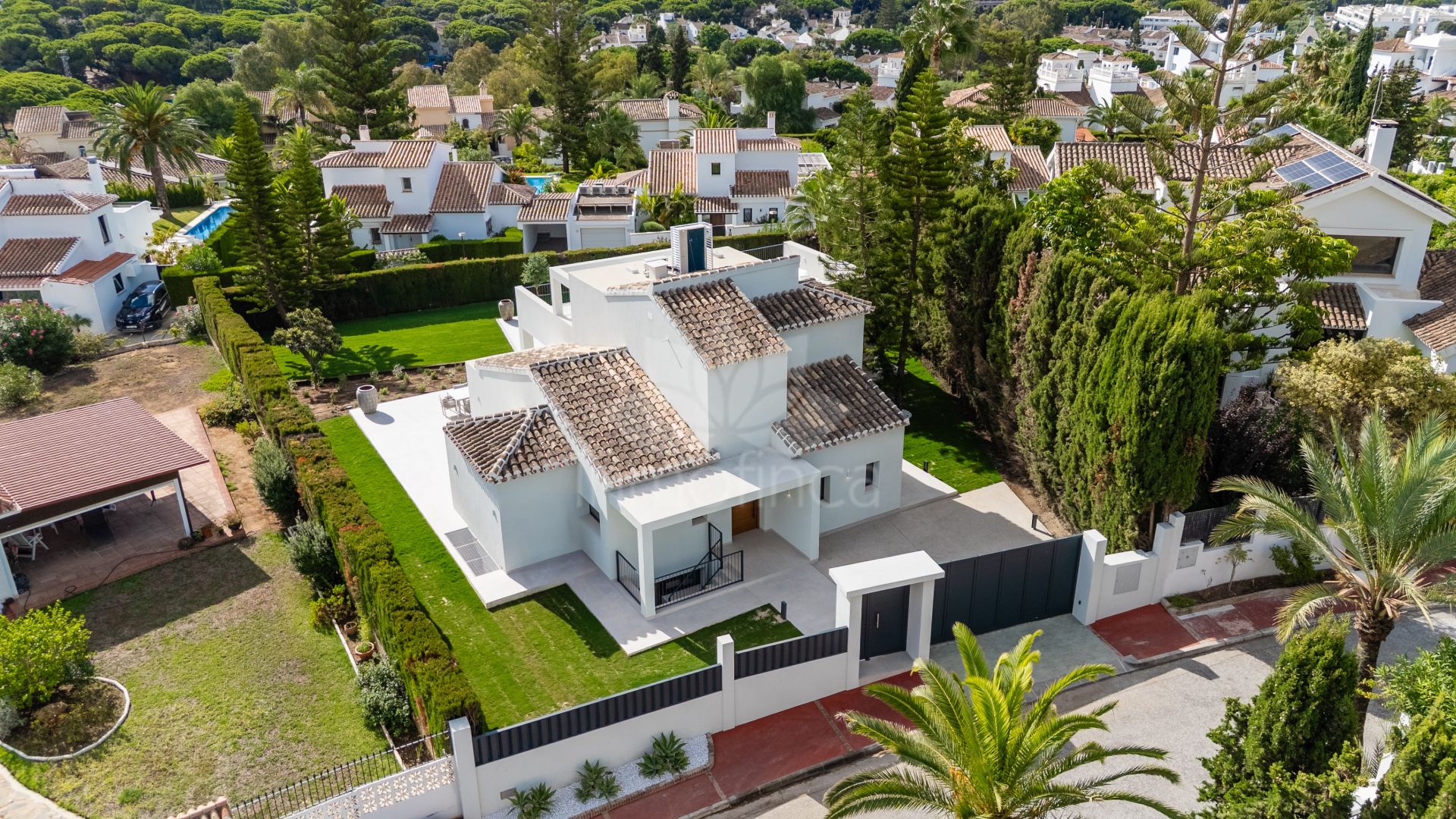 Villa in Elviria, Marbella