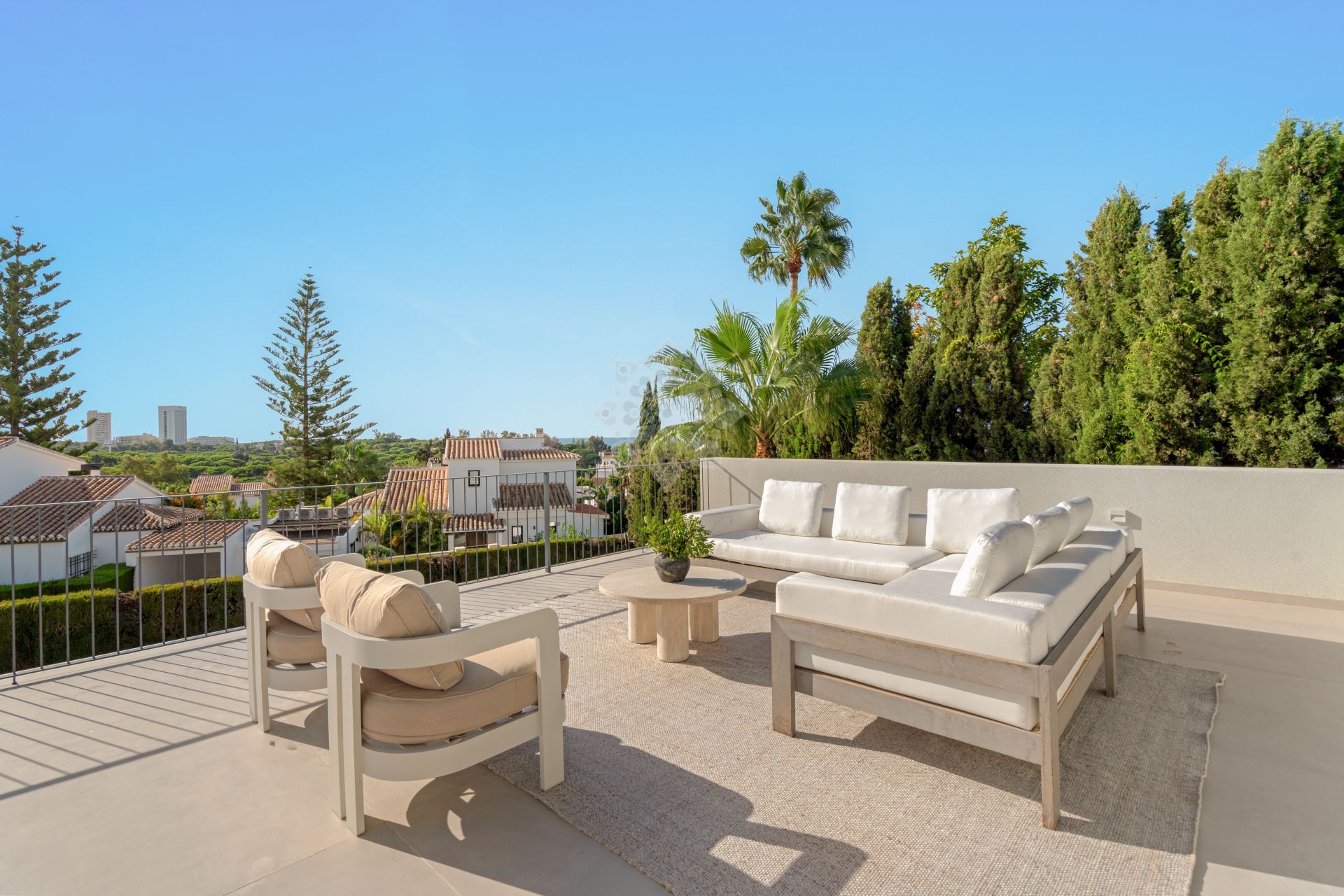 Villa in Elviria, Marbella