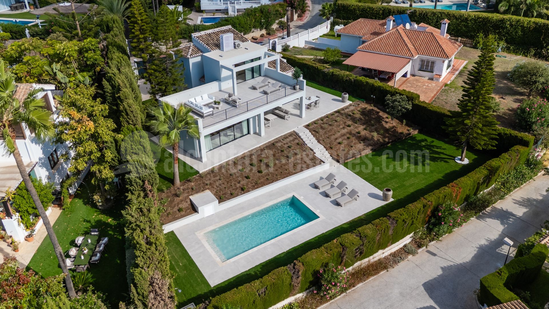 Villa in Elviria, Marbella