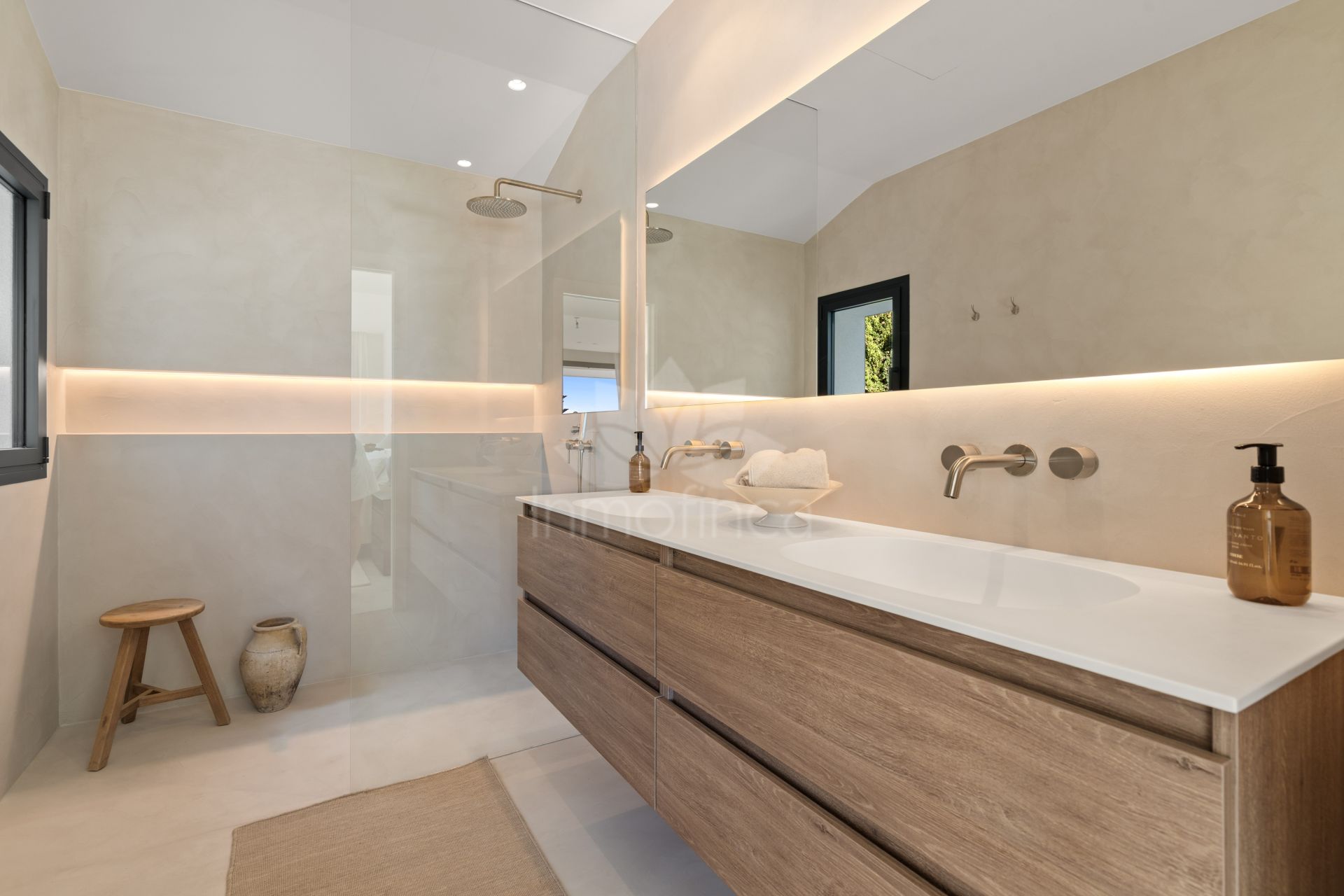 Villa in Elviria, Marbella