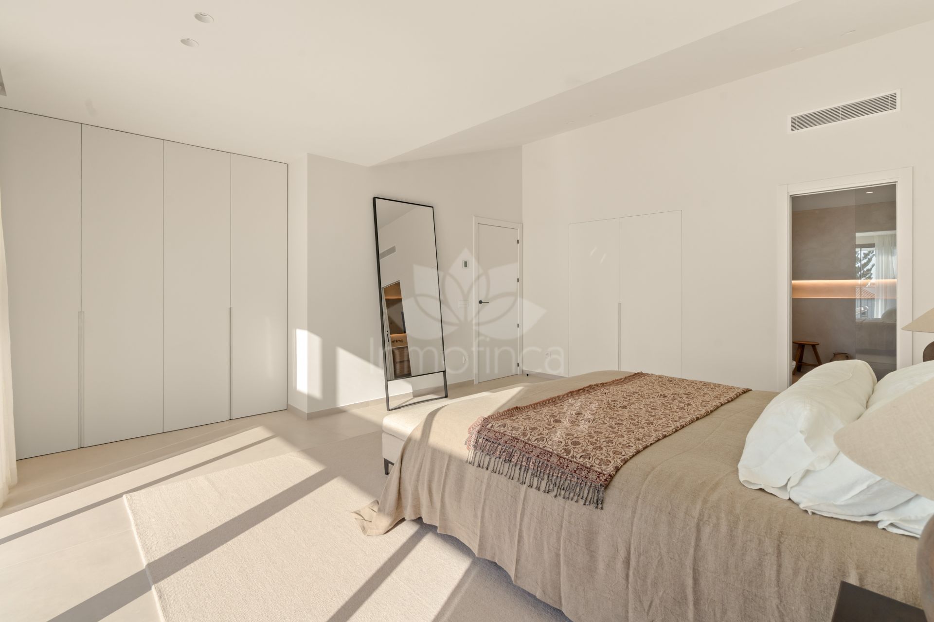 Villa in Elviria, Marbella