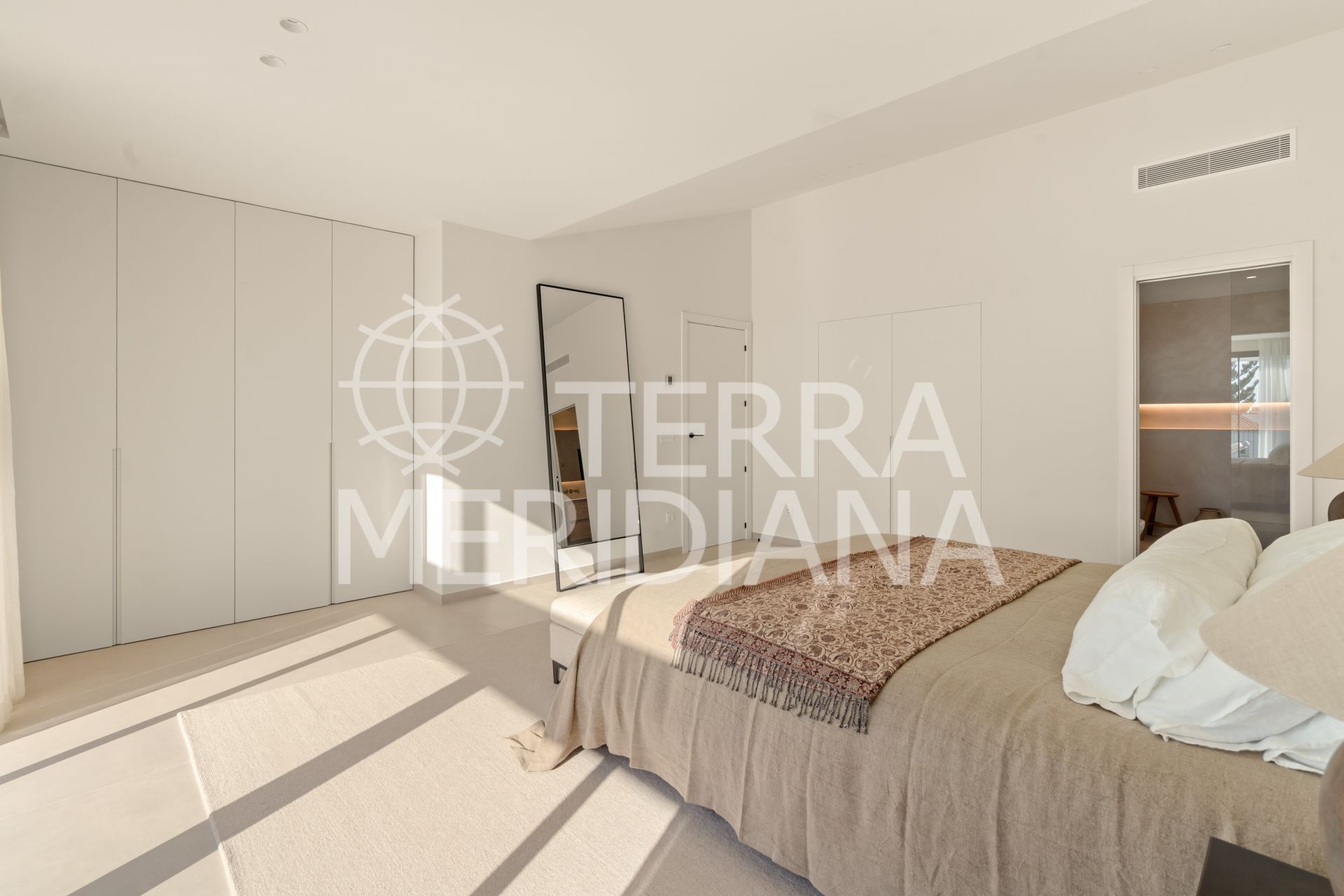 Villa in Elviria, Marbella