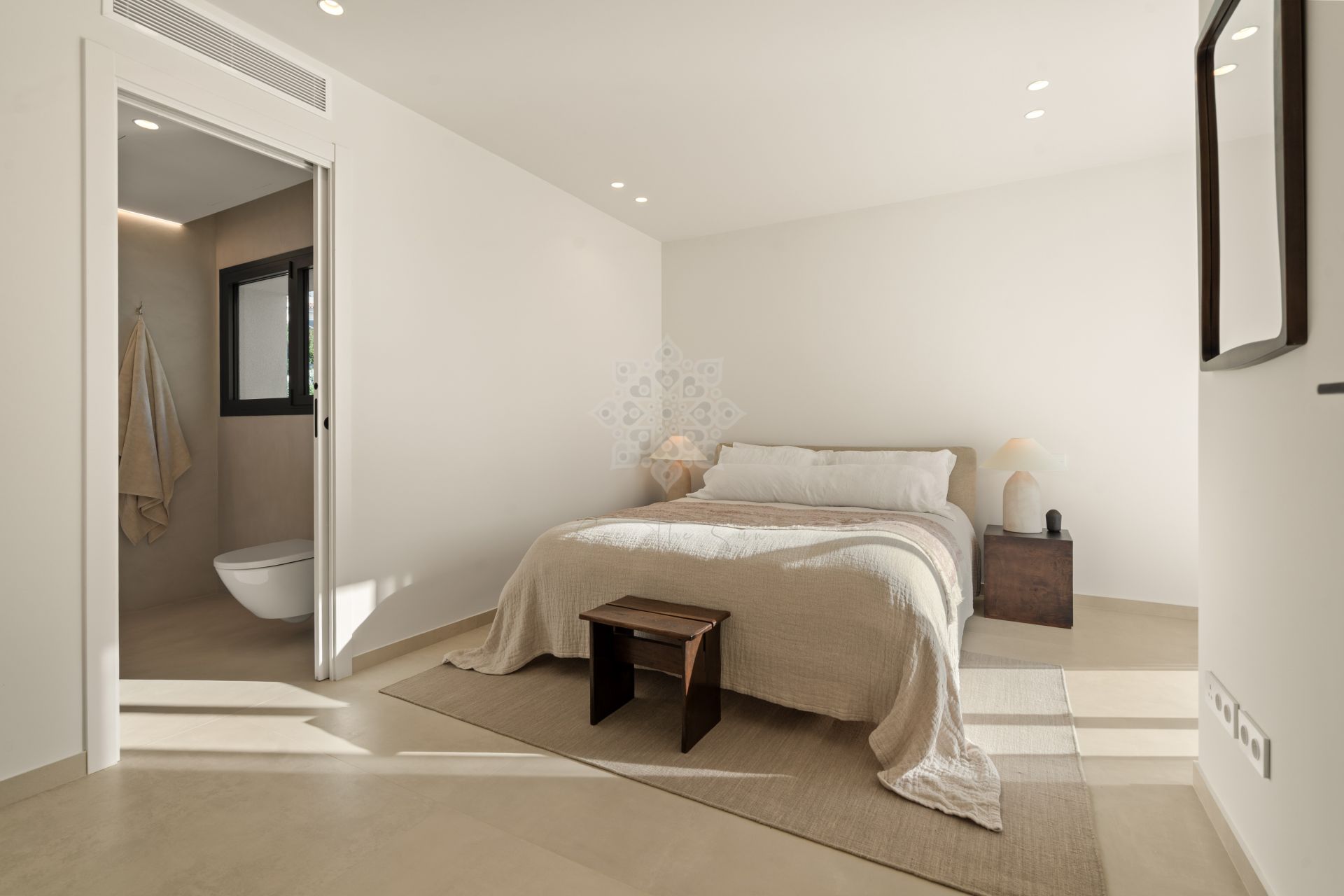 Villa in Elviria, Marbella