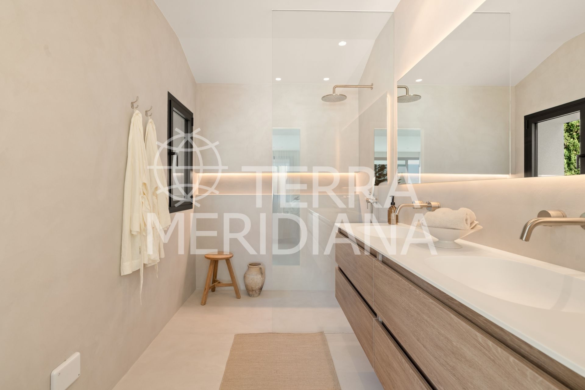 Villa in Elviria, Marbella
