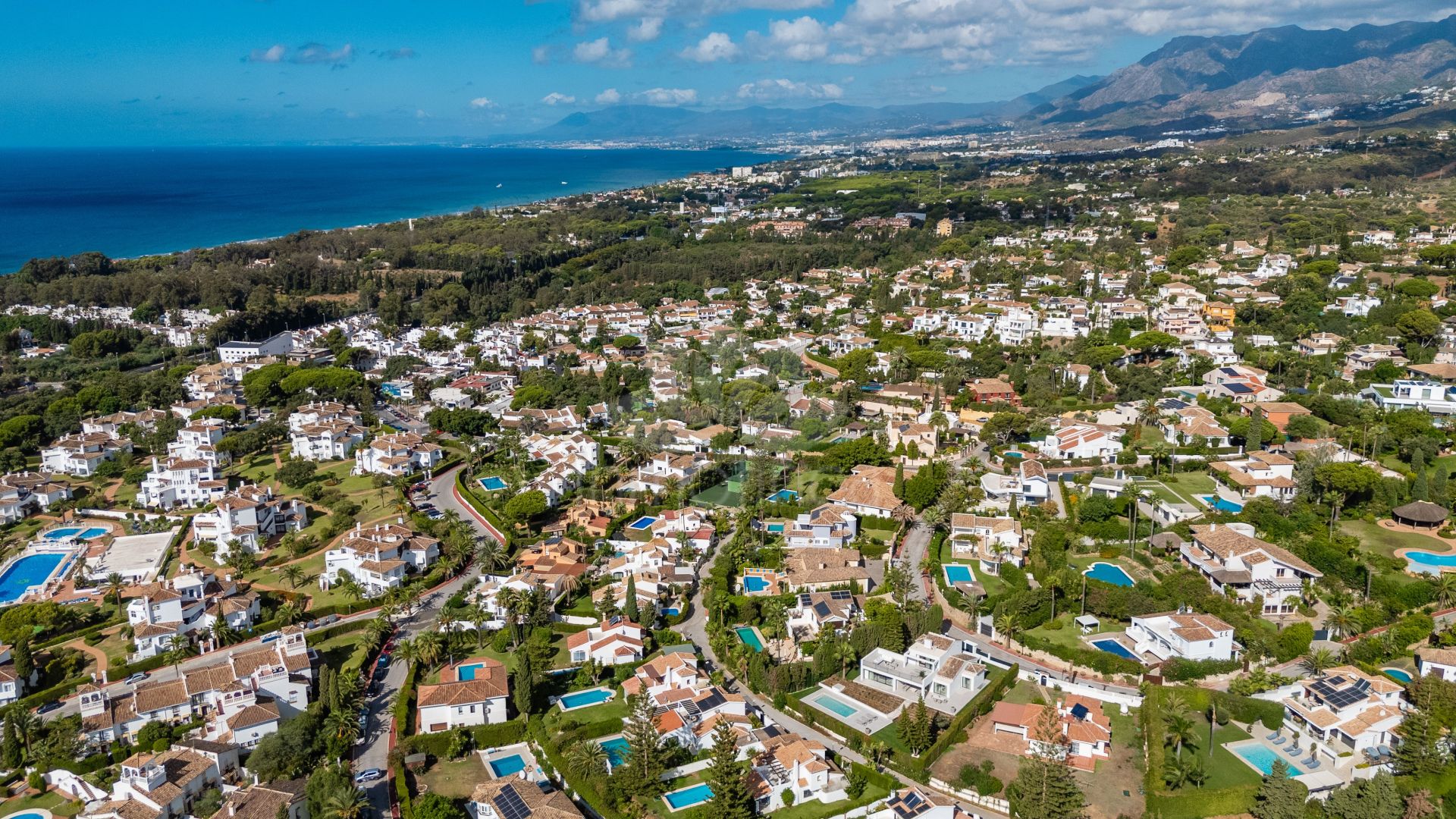 Villa in Elviria, Marbella