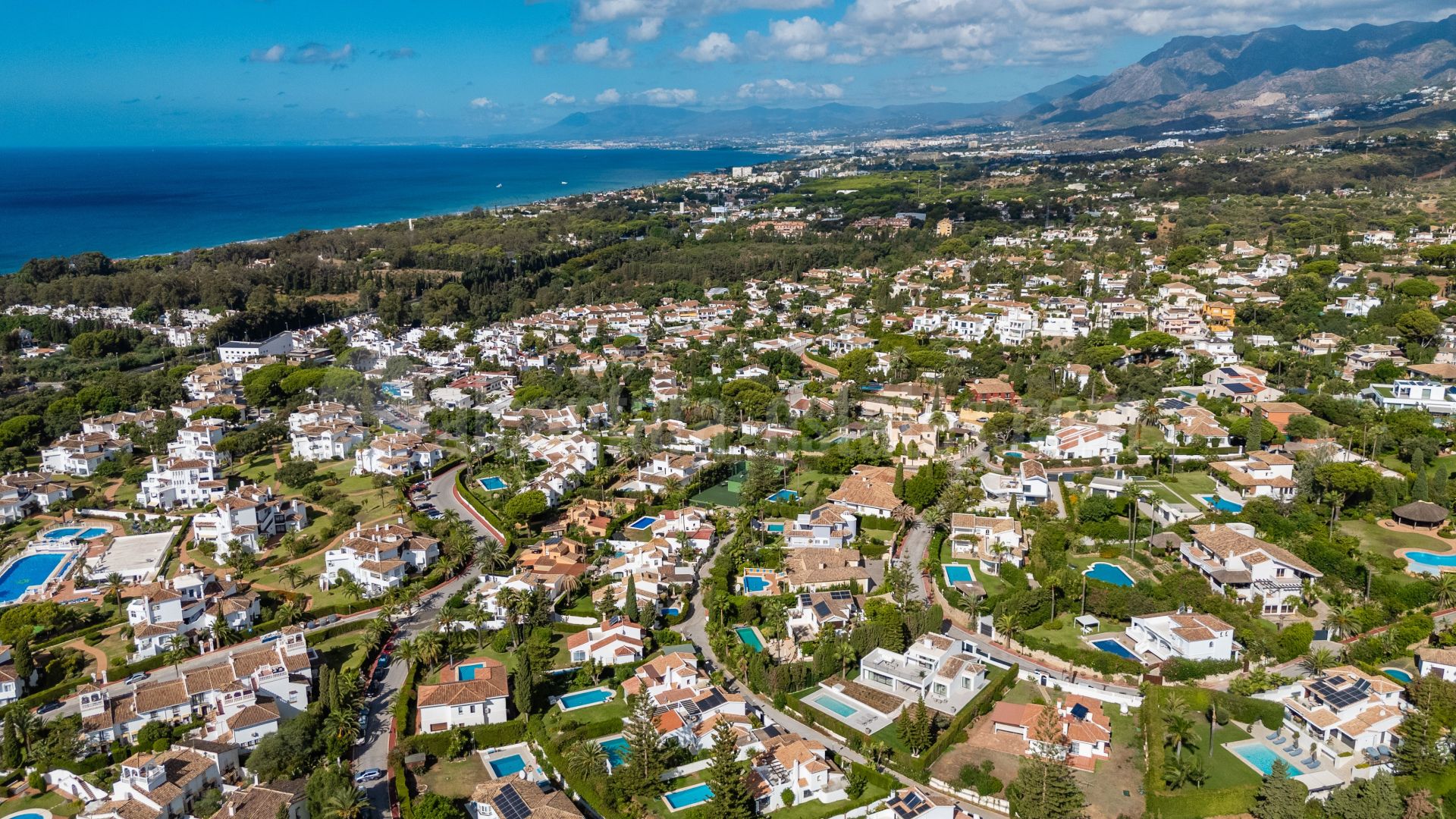 Villa in Elviria, Marbella